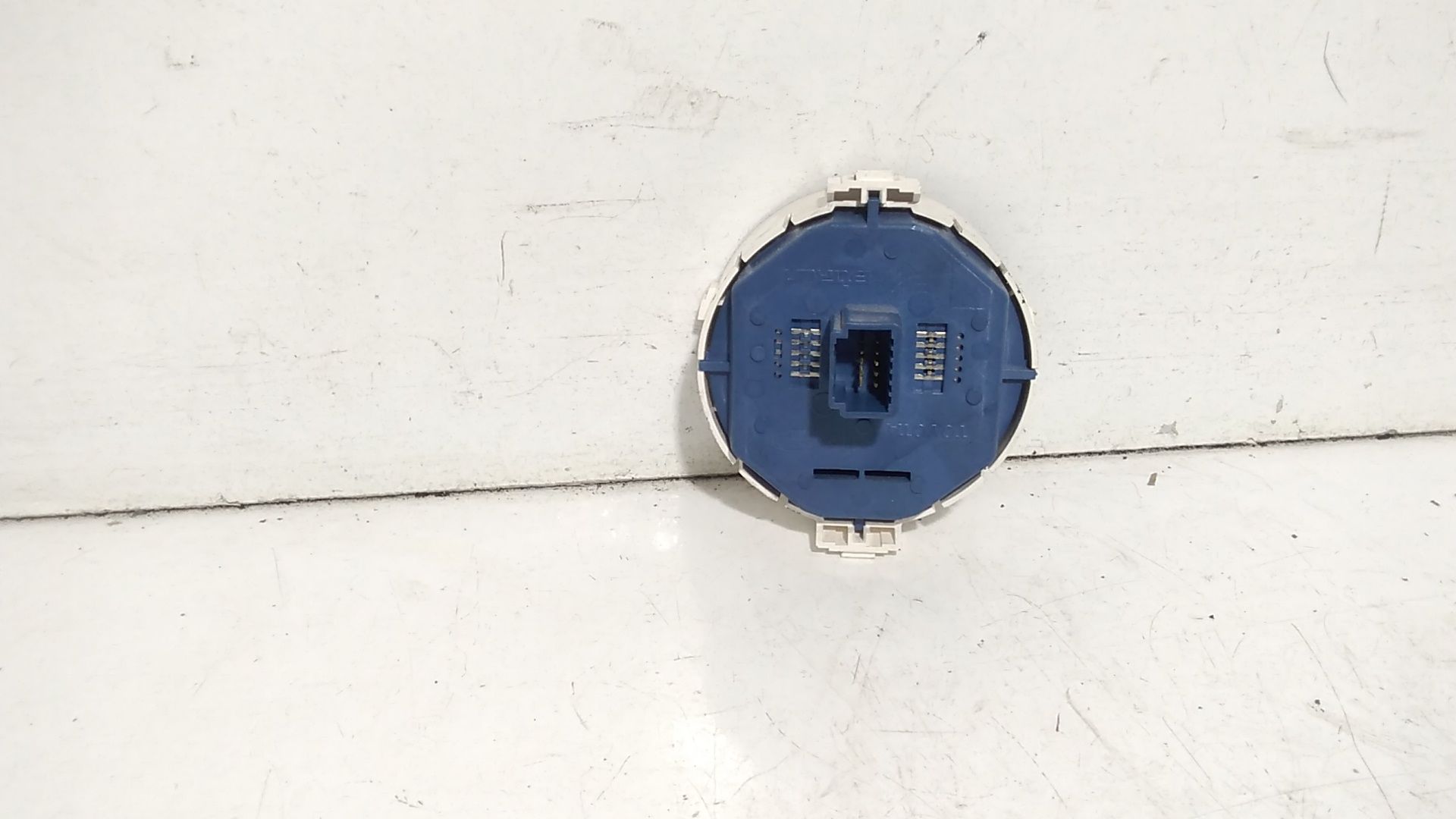 Pulsante luci di emergenza TOYOTA Yaris Serie (11>13)