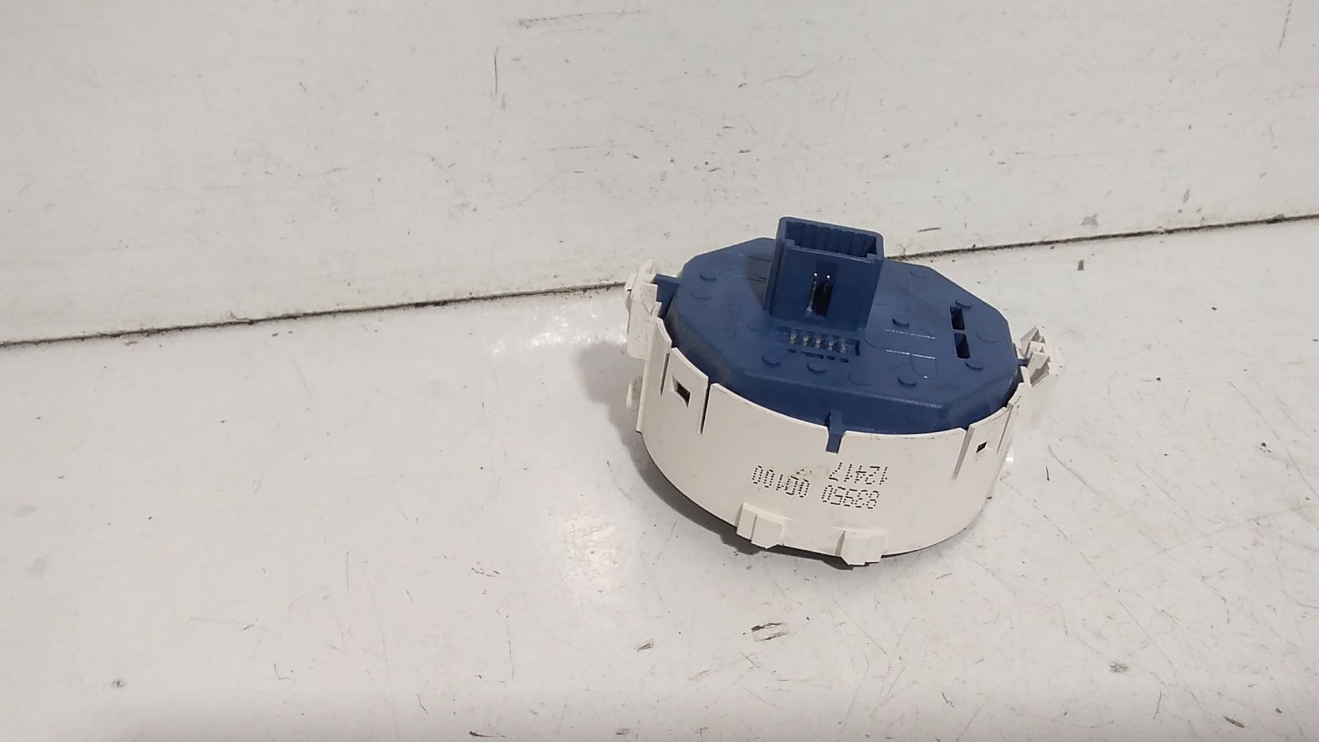 Pulsante luci di emergenza TOYOTA Yaris Serie (11>13)