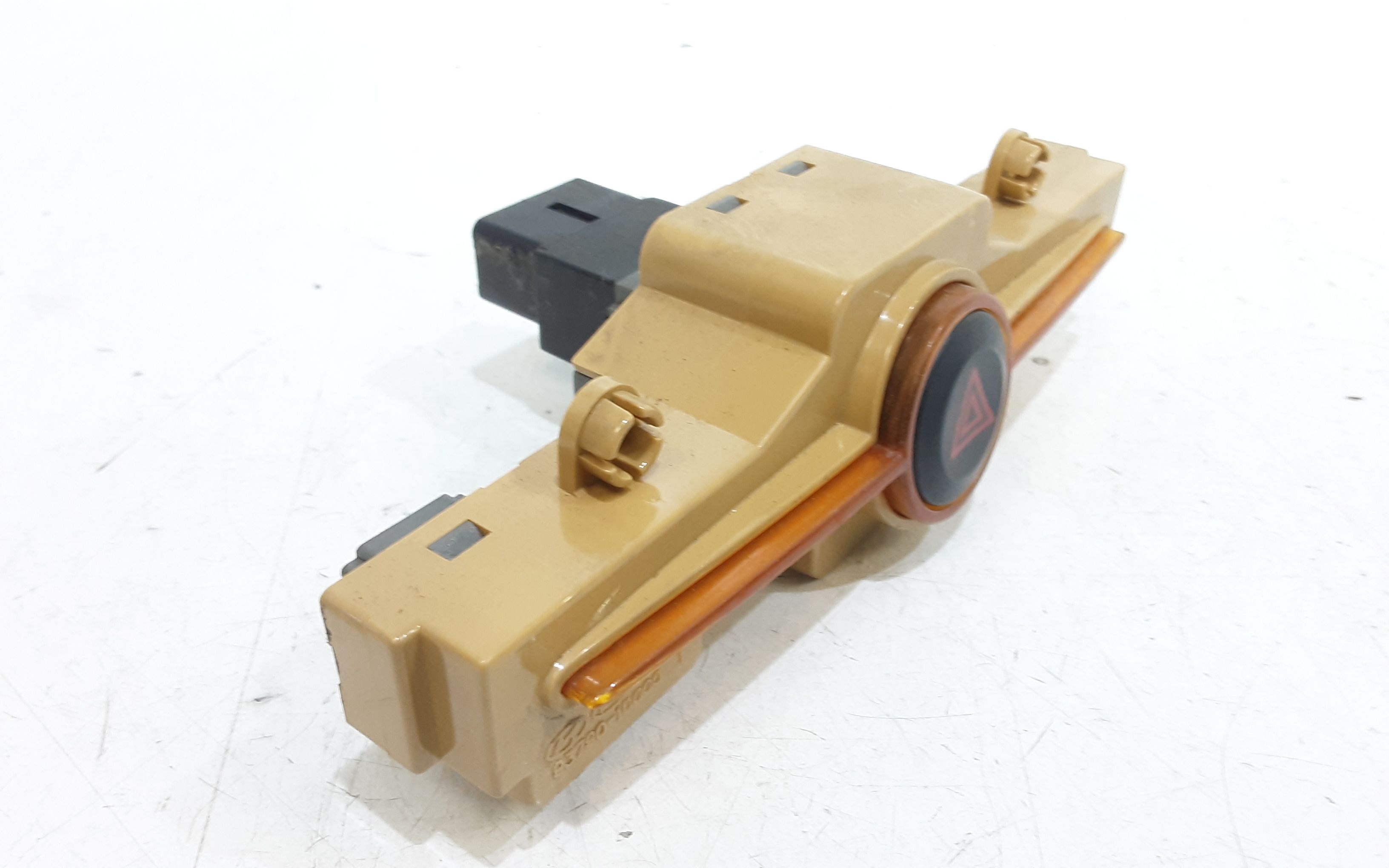 Pulsante luci di emergenza KIA Carens 2 Serie