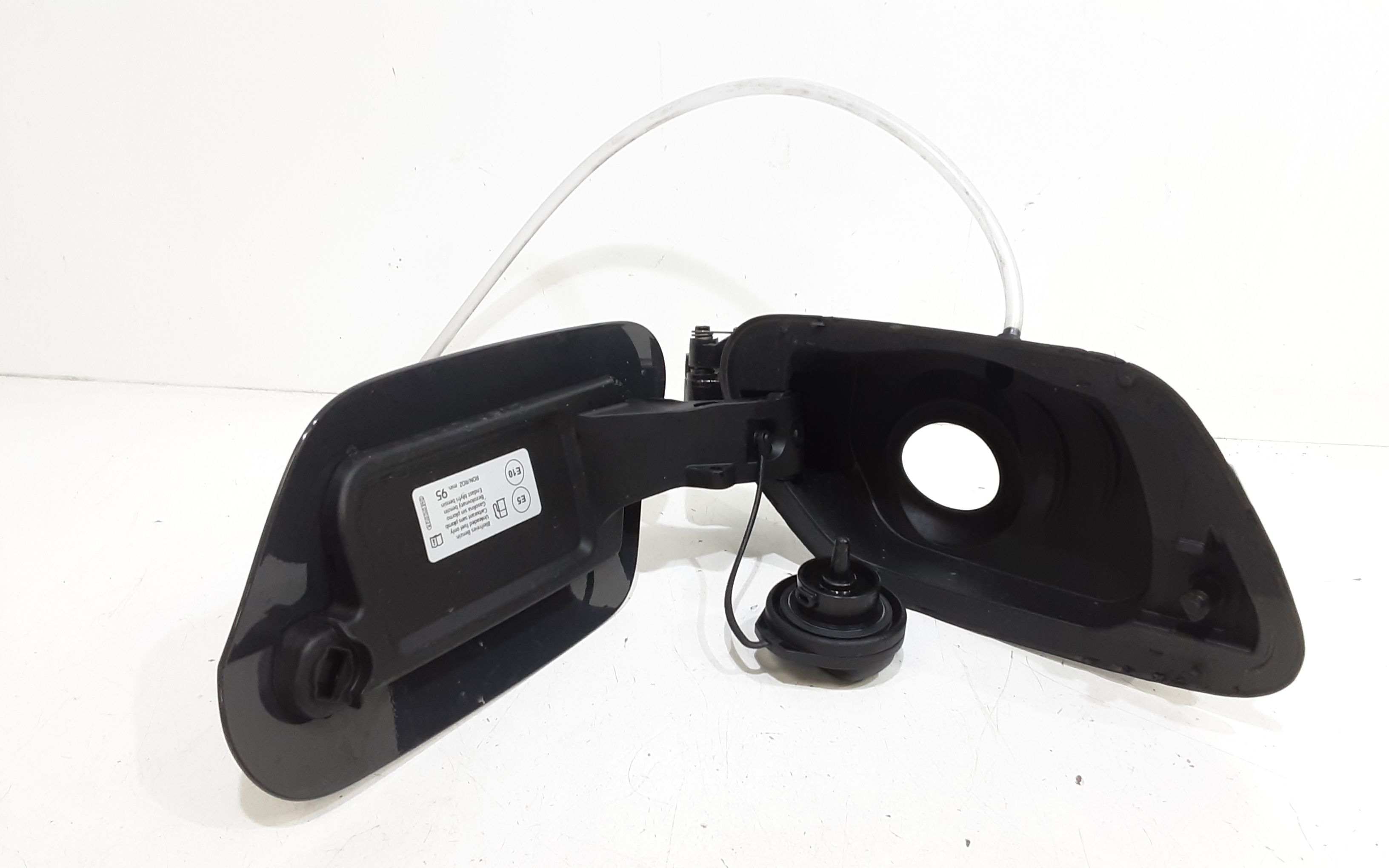 Sportellino Carburante VOLKSWAGEN Golf Serie VIII (19>)