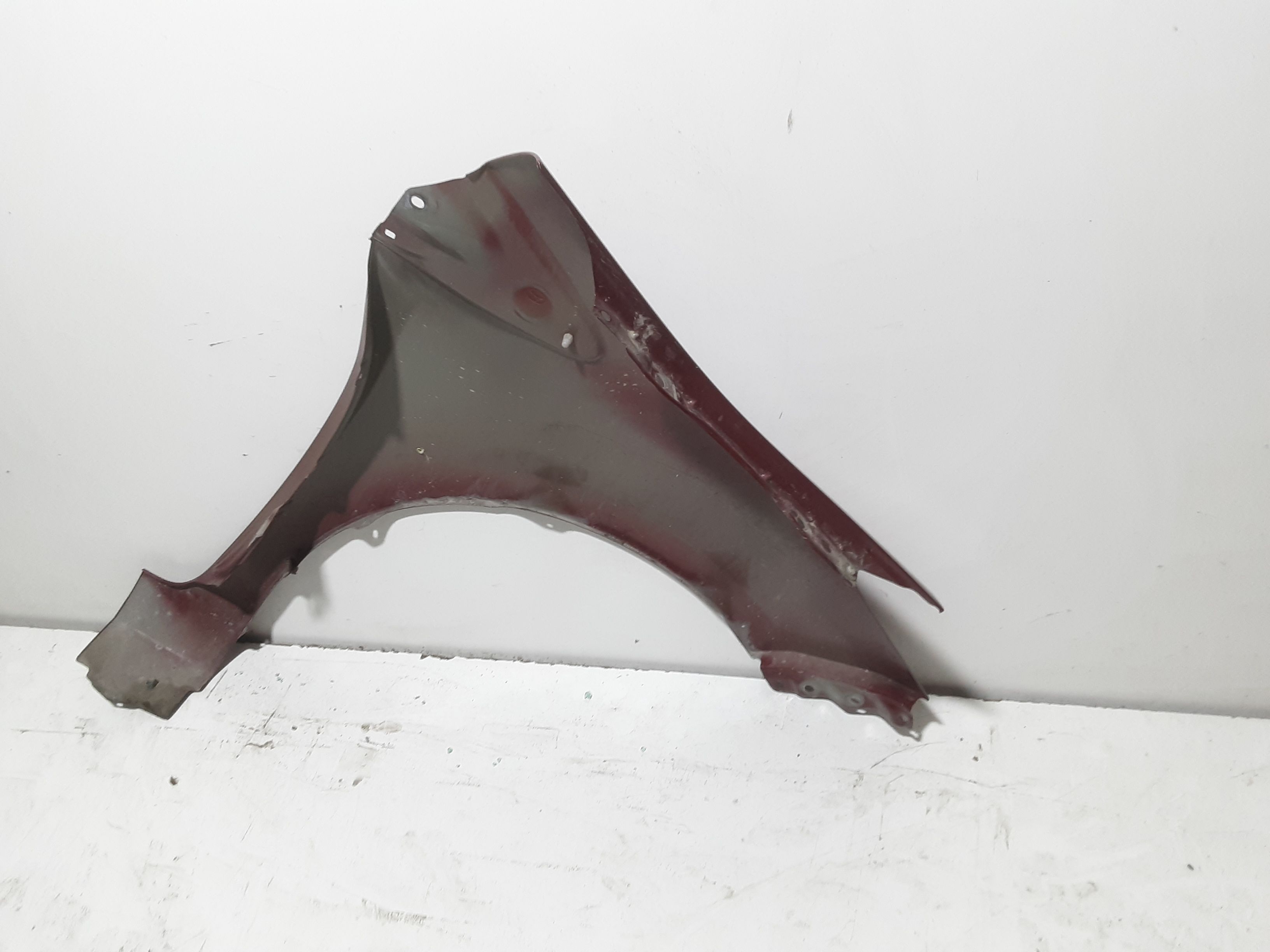 Parafango Anteriore Sinistro TOYOTA Yaris Serie (17>)