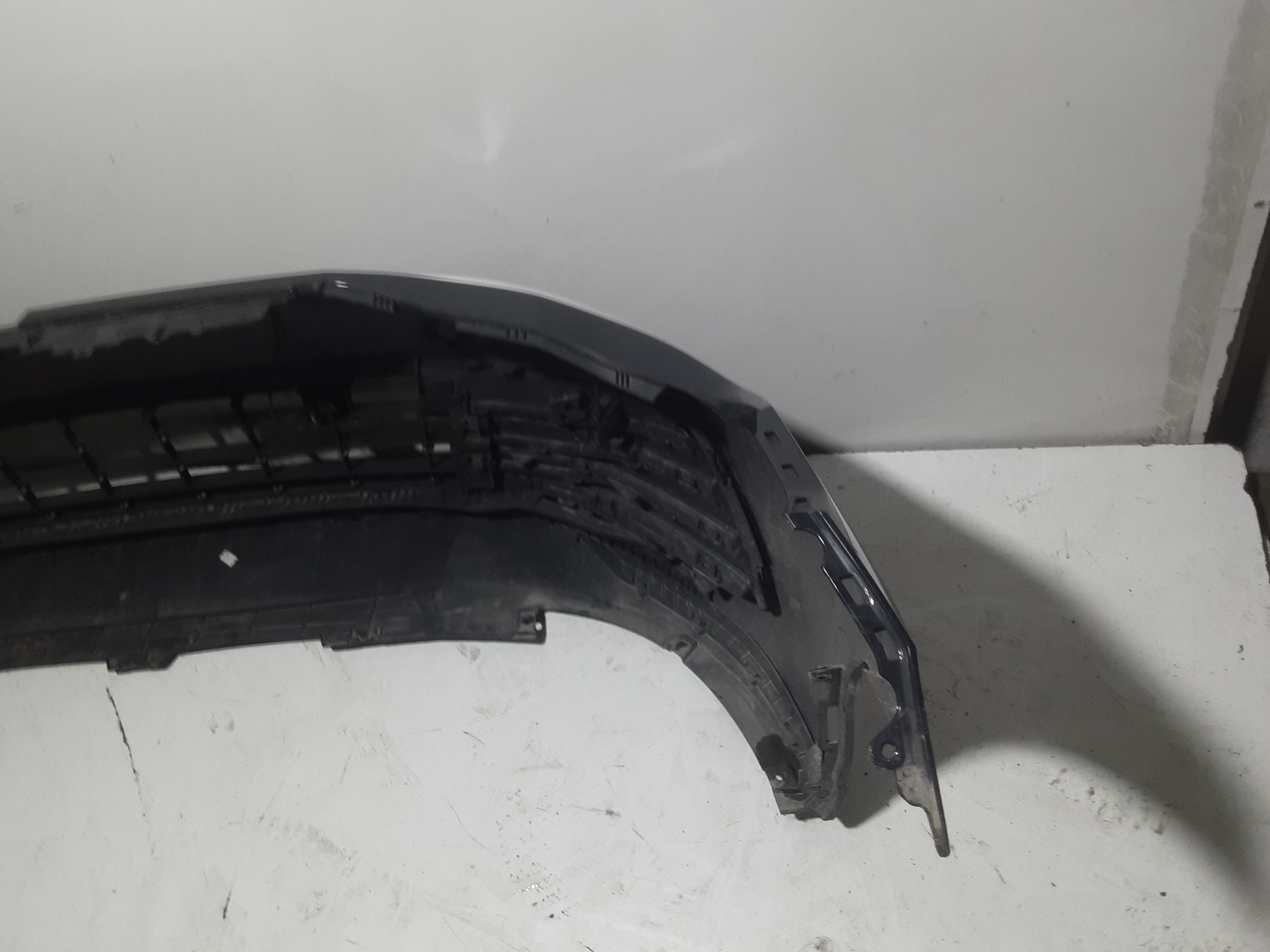 Paraurti Anteriore Completo VOLKSWAGEN Golf Serie VIII (19>)