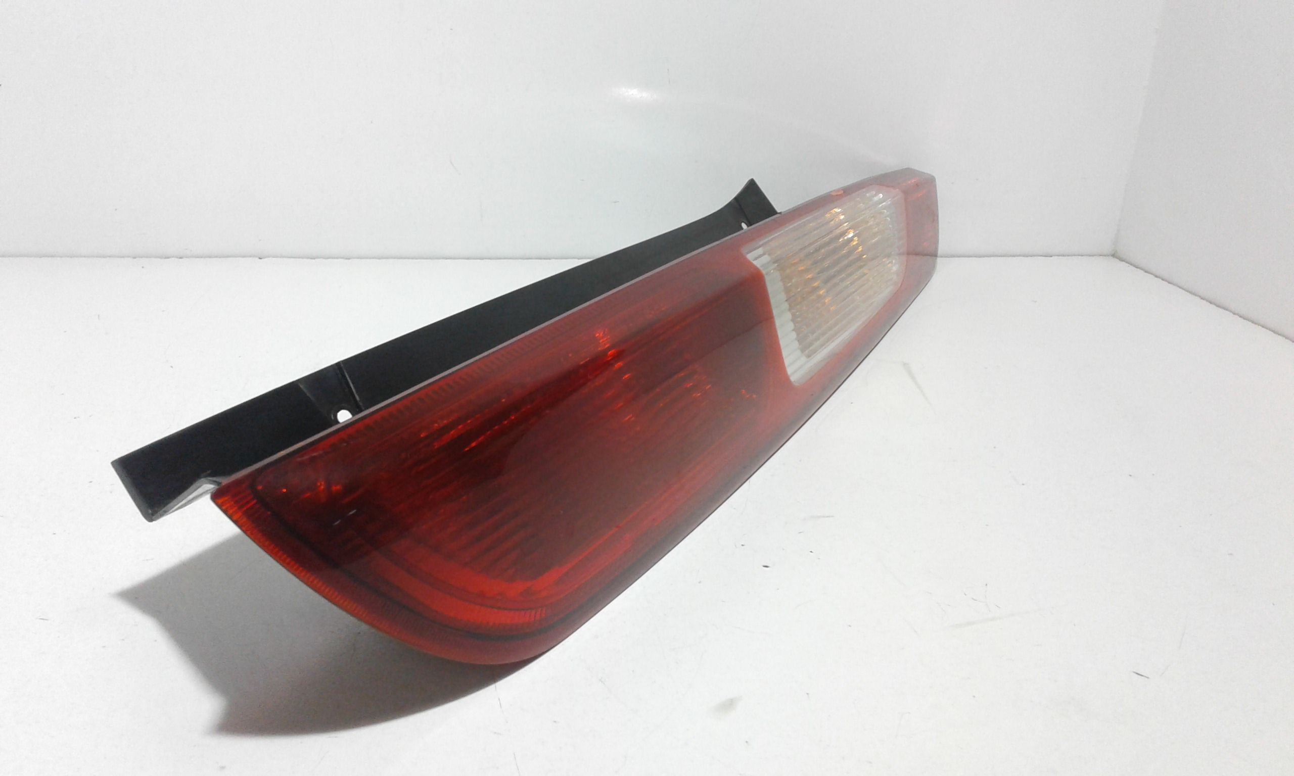 Stop fanale posteriore Destro Passeggero FORD Focus Berlina 3 Serie