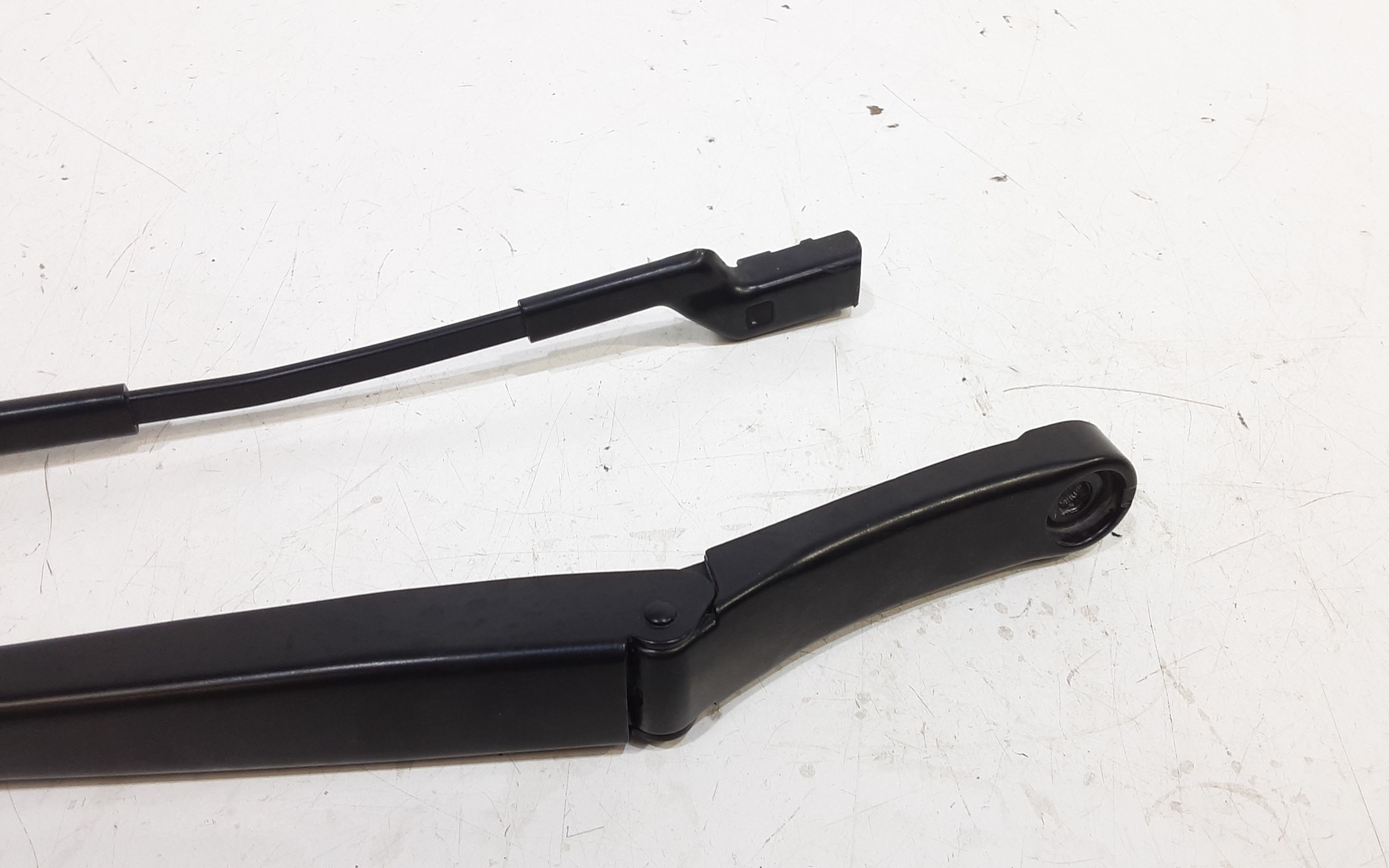 Bracci Tergi ant. VOLKSWAGEN Golf Serie VIII (19>)