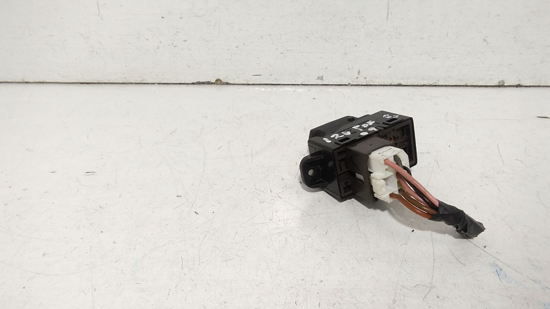 Pulsantiera Posteriore Sinistra HYUNDAI i20 1 Serie