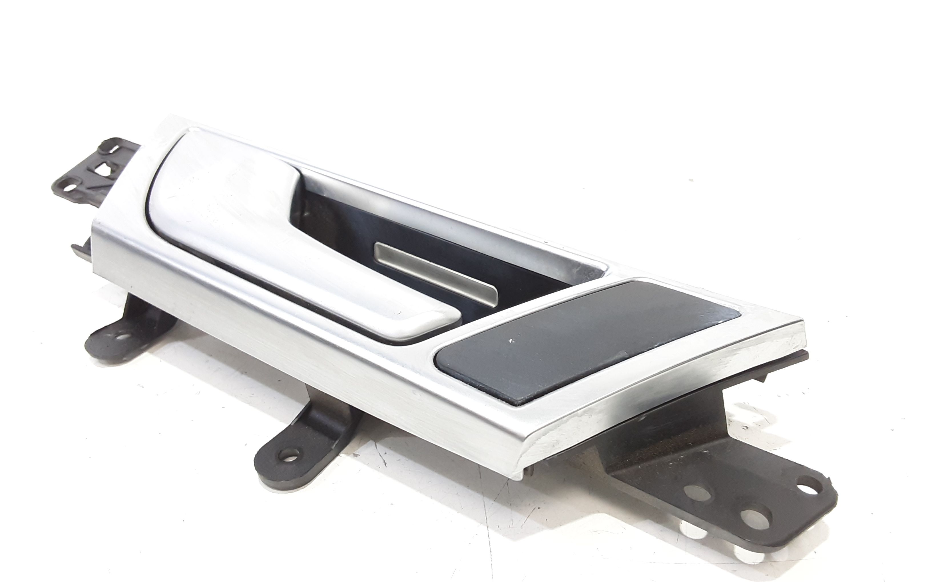 Maniglia interna Posteriore Sinistra AUDI A6 Avant Serie C6 (4F5) (04>12)