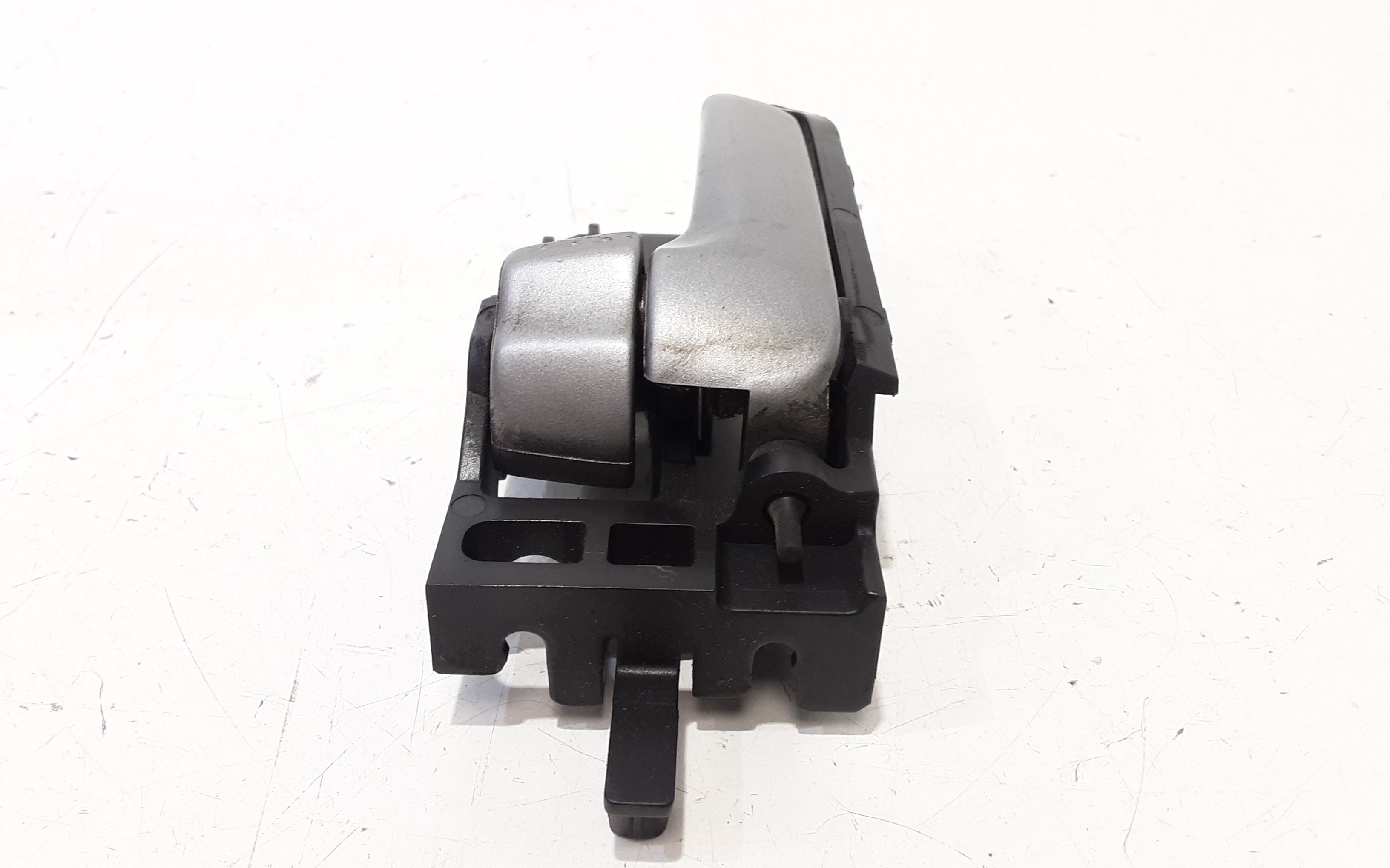 Maniglia interna Posteriore Sinistra SUZUKI Swift 4 Serie (04>10)