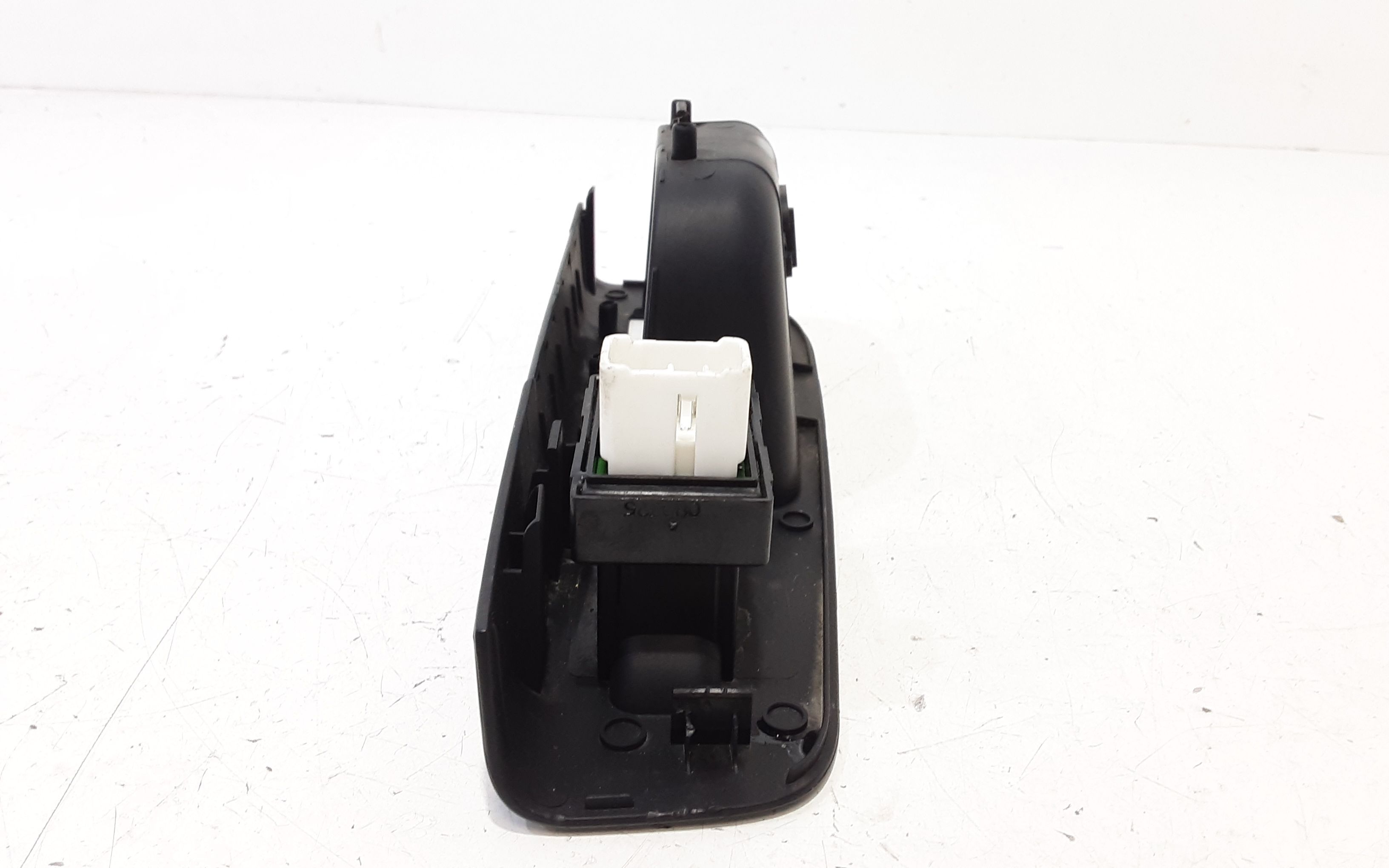 Pulsantiera Posteriore Destra KIA Cee d 1 Serie