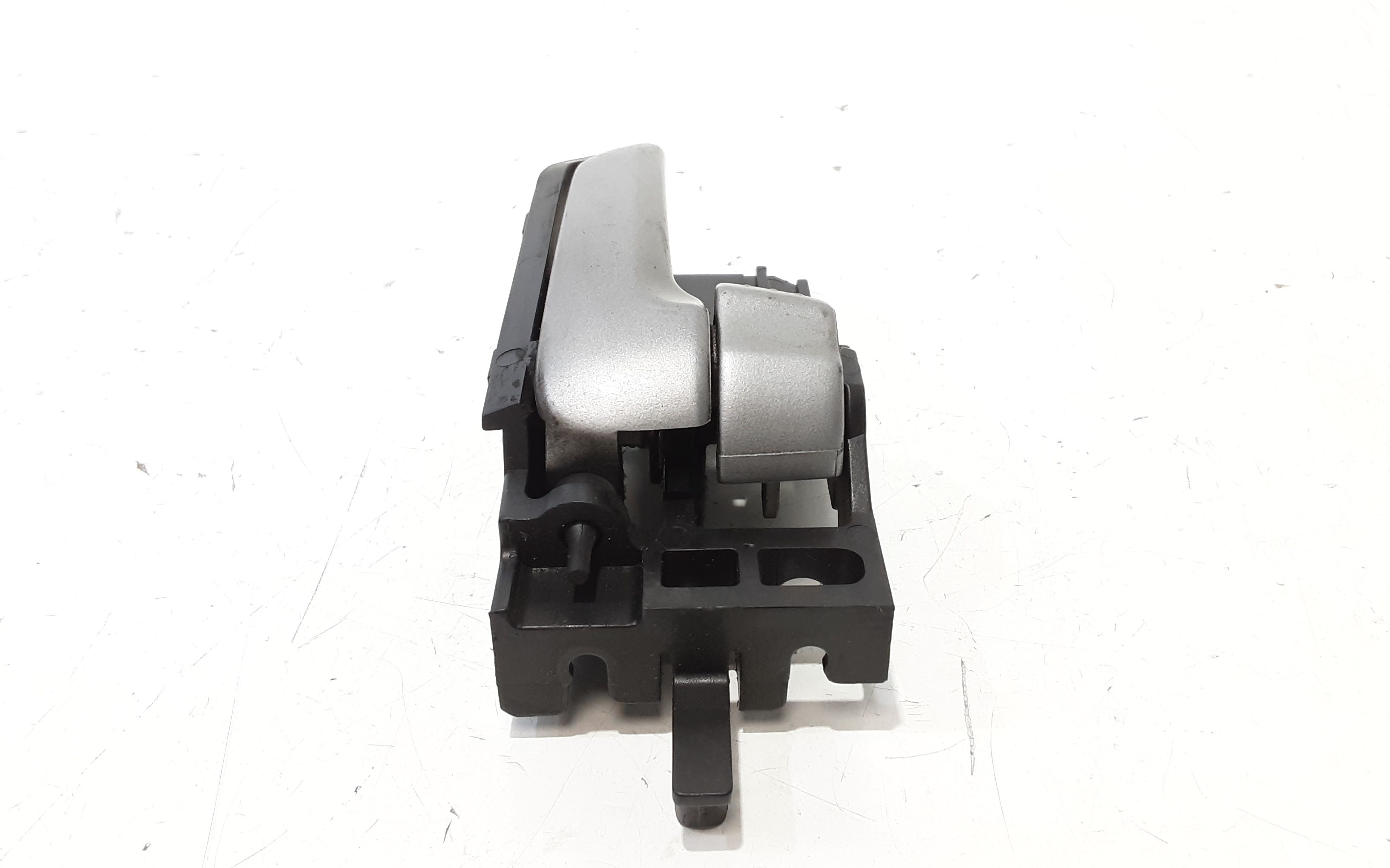 Maniglia interna Anteriore Destra SUZUKI Swift 4 Serie (04>10)