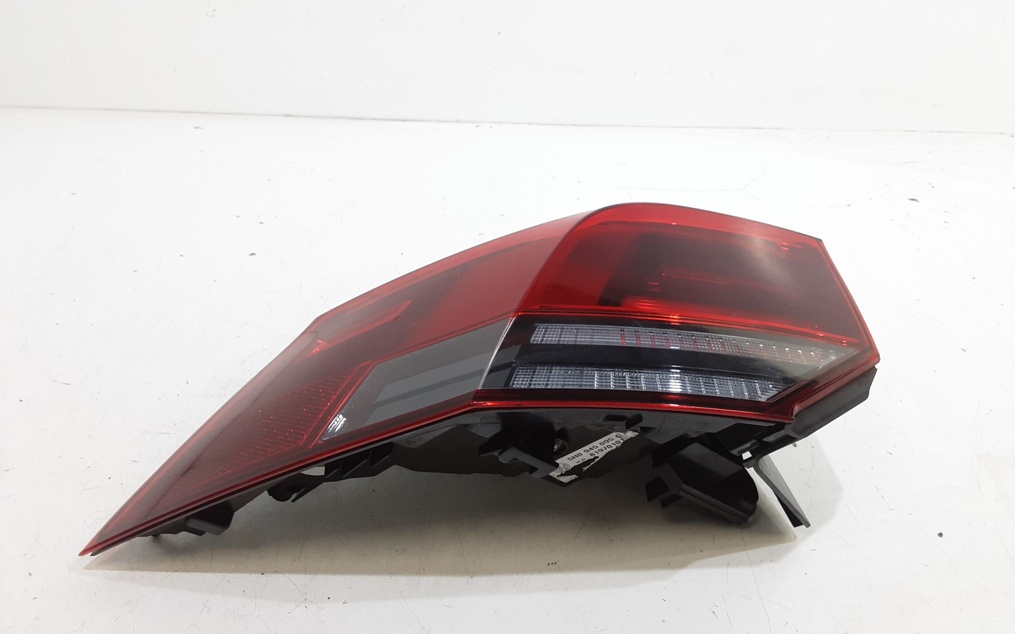 Stop fanale Posteriore sinistro a LED lato Guida VOLKSWAGEN Golf Serie VIII (19>)