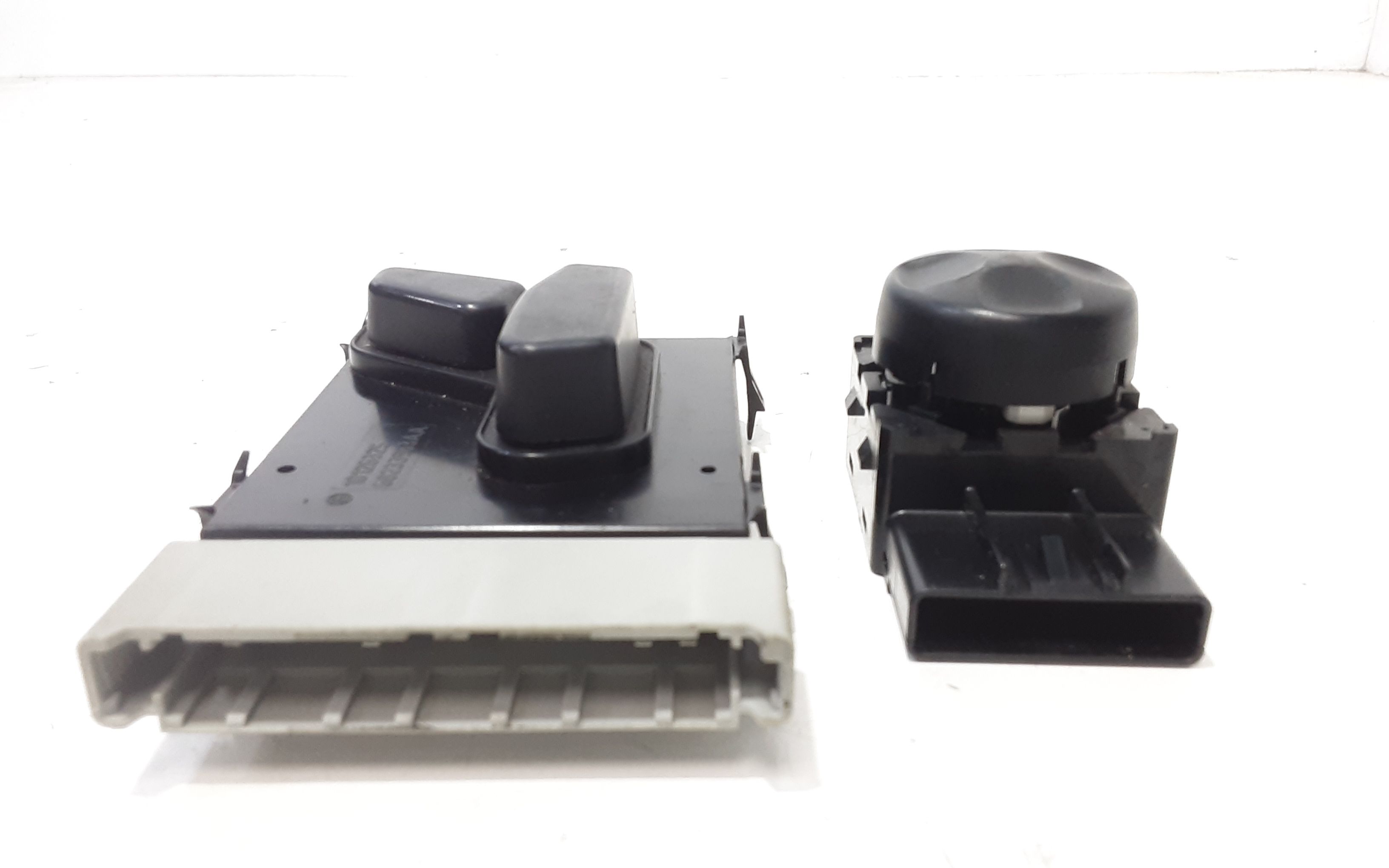 Interruttore pulsante regolatore sedile SX JEEP Compass Serie (16>)