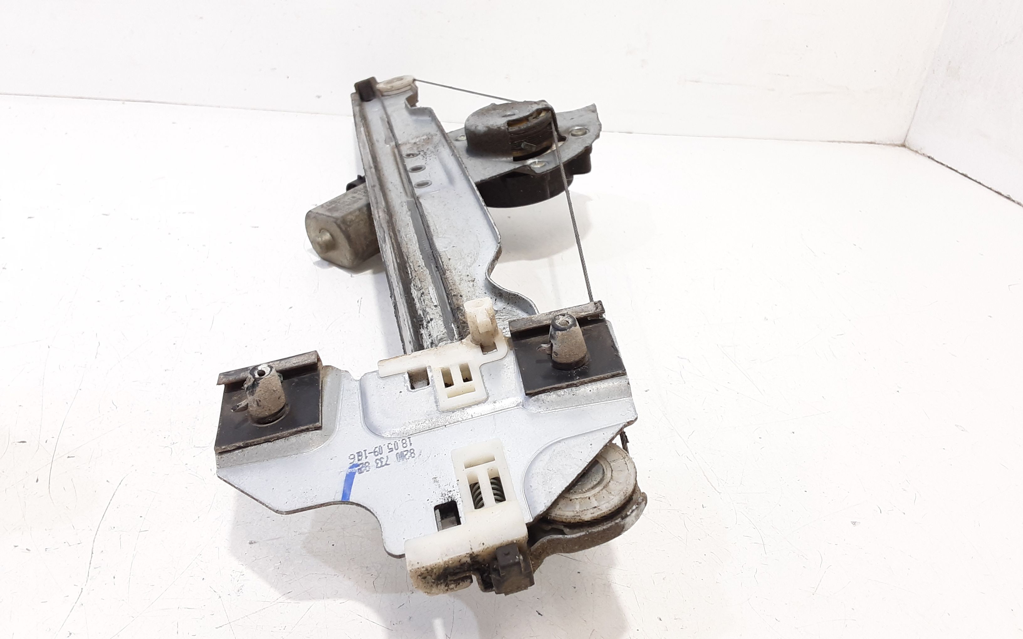 Cremagliera anteriore sinistra Guida DACIA Sandero 1 Serie