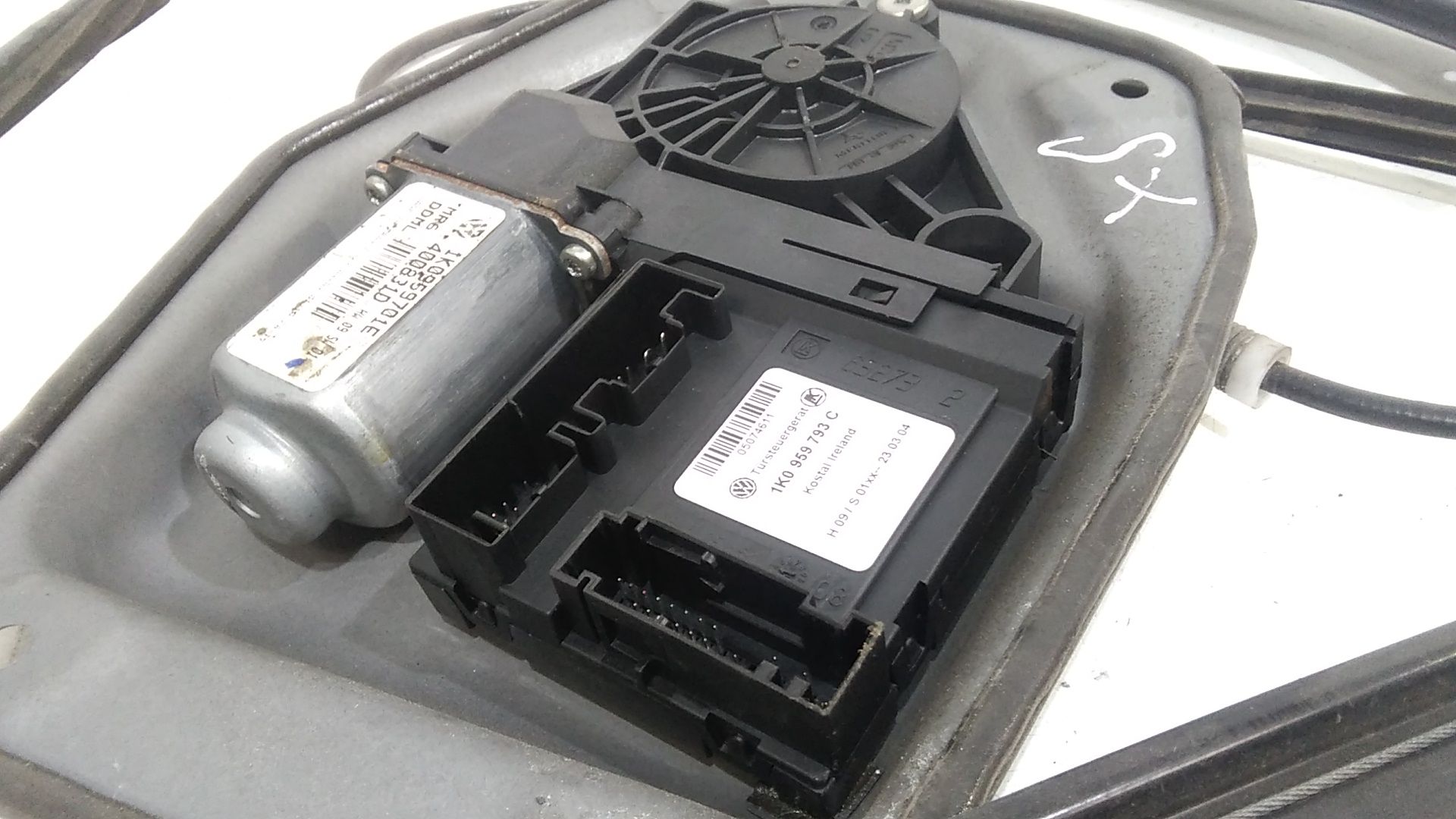 Cremagliera anteriore sinistra Guida VOLKSWAGEN Golf 5 Berlina (03>08)