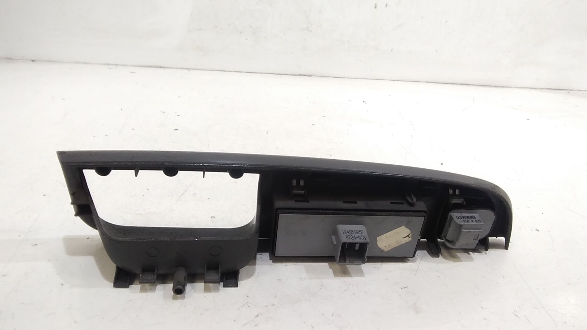 Pulsantiera anteriore sinistra Guida VOLKSWAGEN Golf 5 Berlina (03>08)