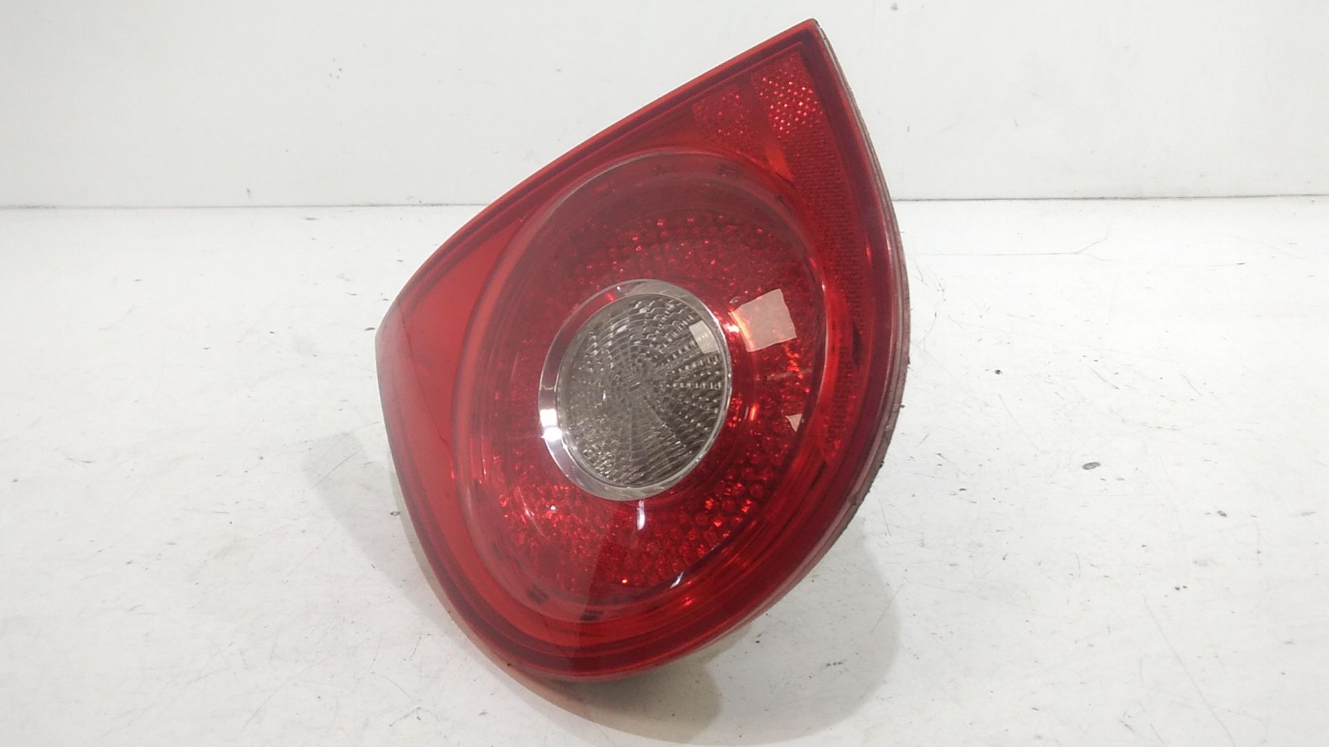 Stop Posteriore Destro Integrato nel Portello VOLKSWAGEN Golf 5 Berlina (03>08)