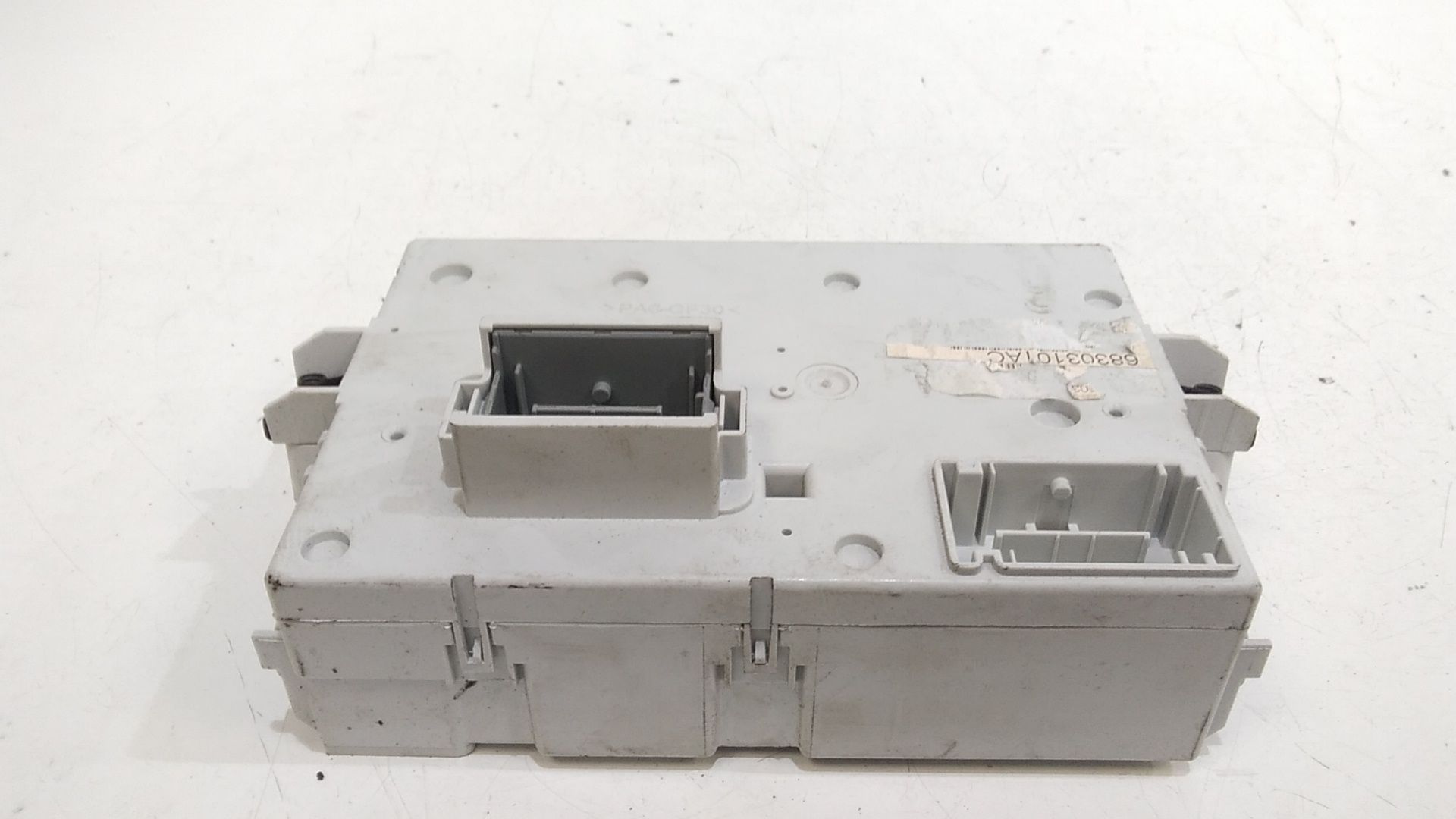 Body Computer JEEP Cherokee 6 Serie