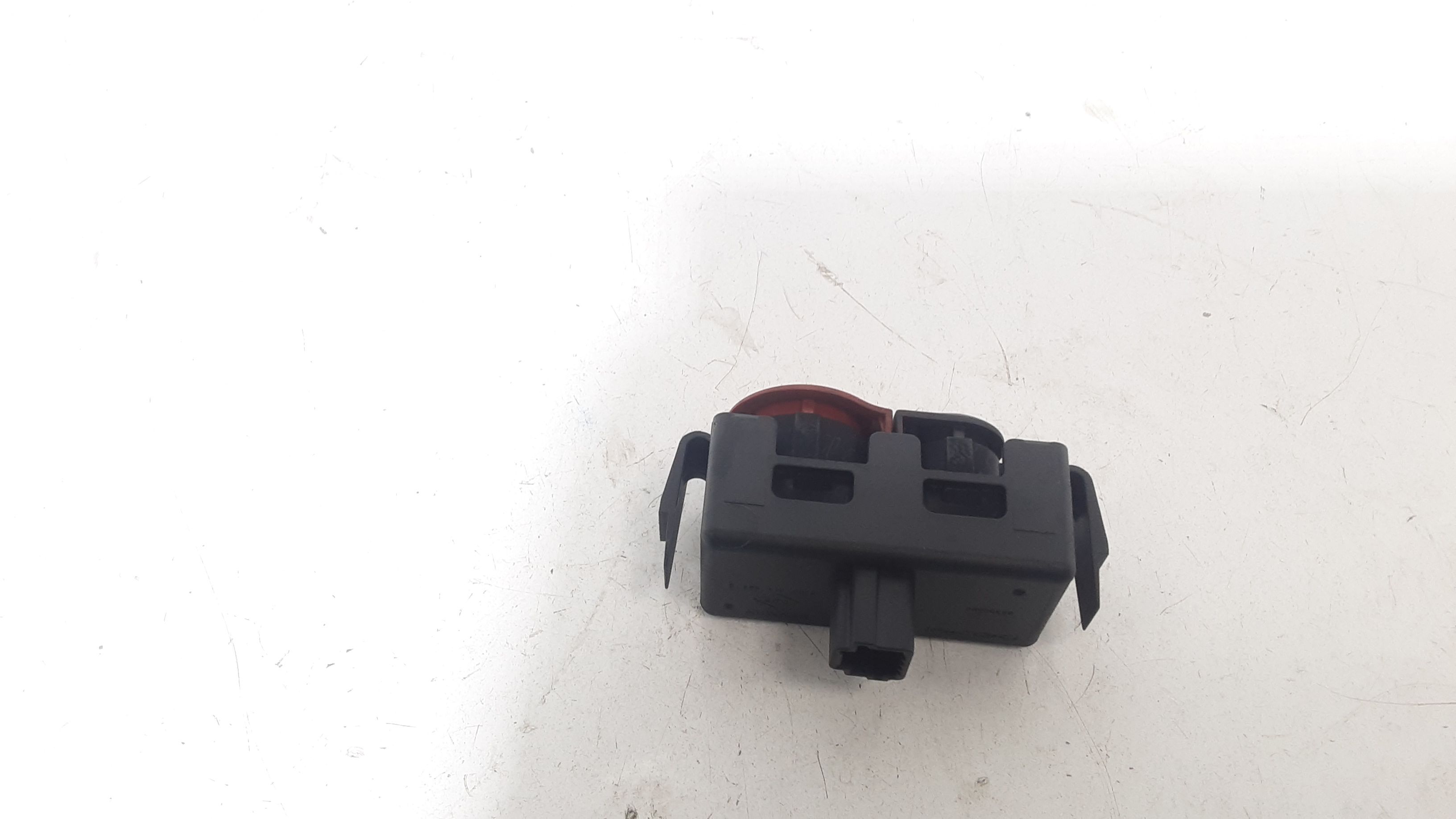 Pulsante luci di emergenza RENAULT Modus 1 Serie
