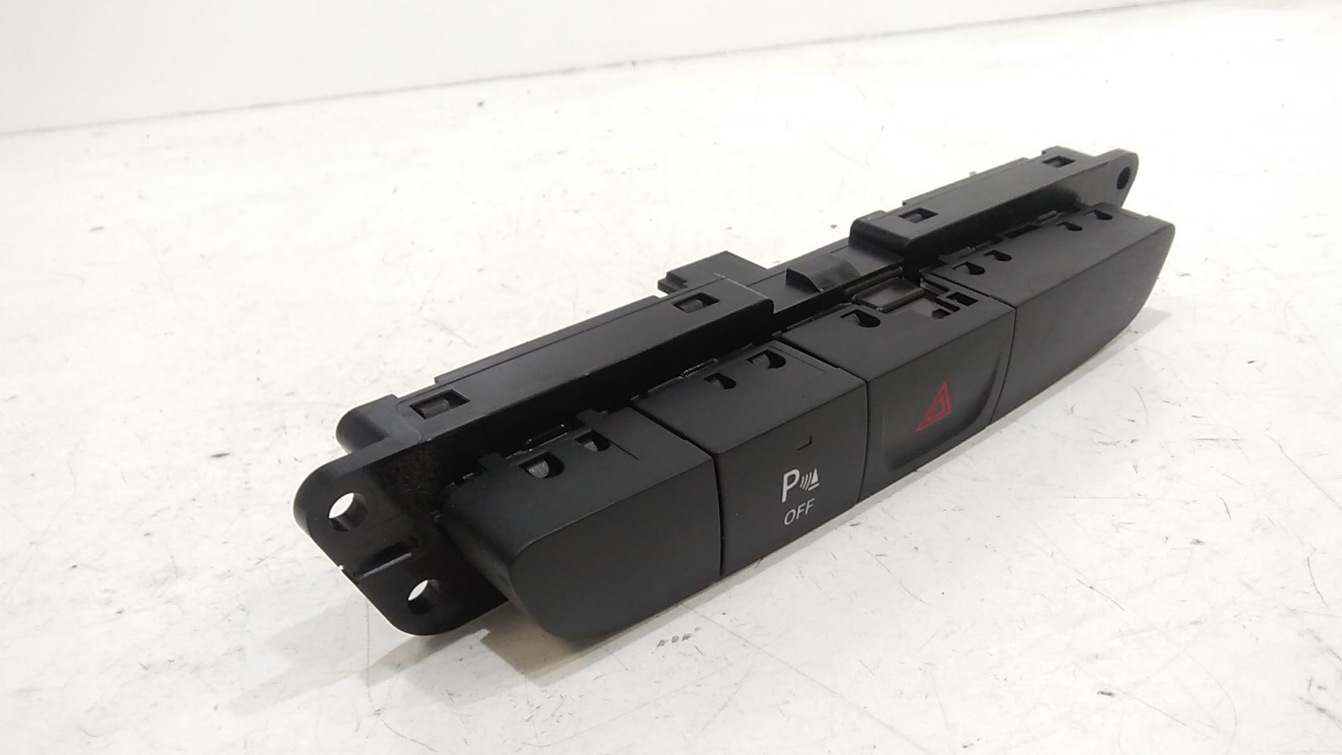 Pulsante luci di emergenza JEEP Cherokee 6 Serie