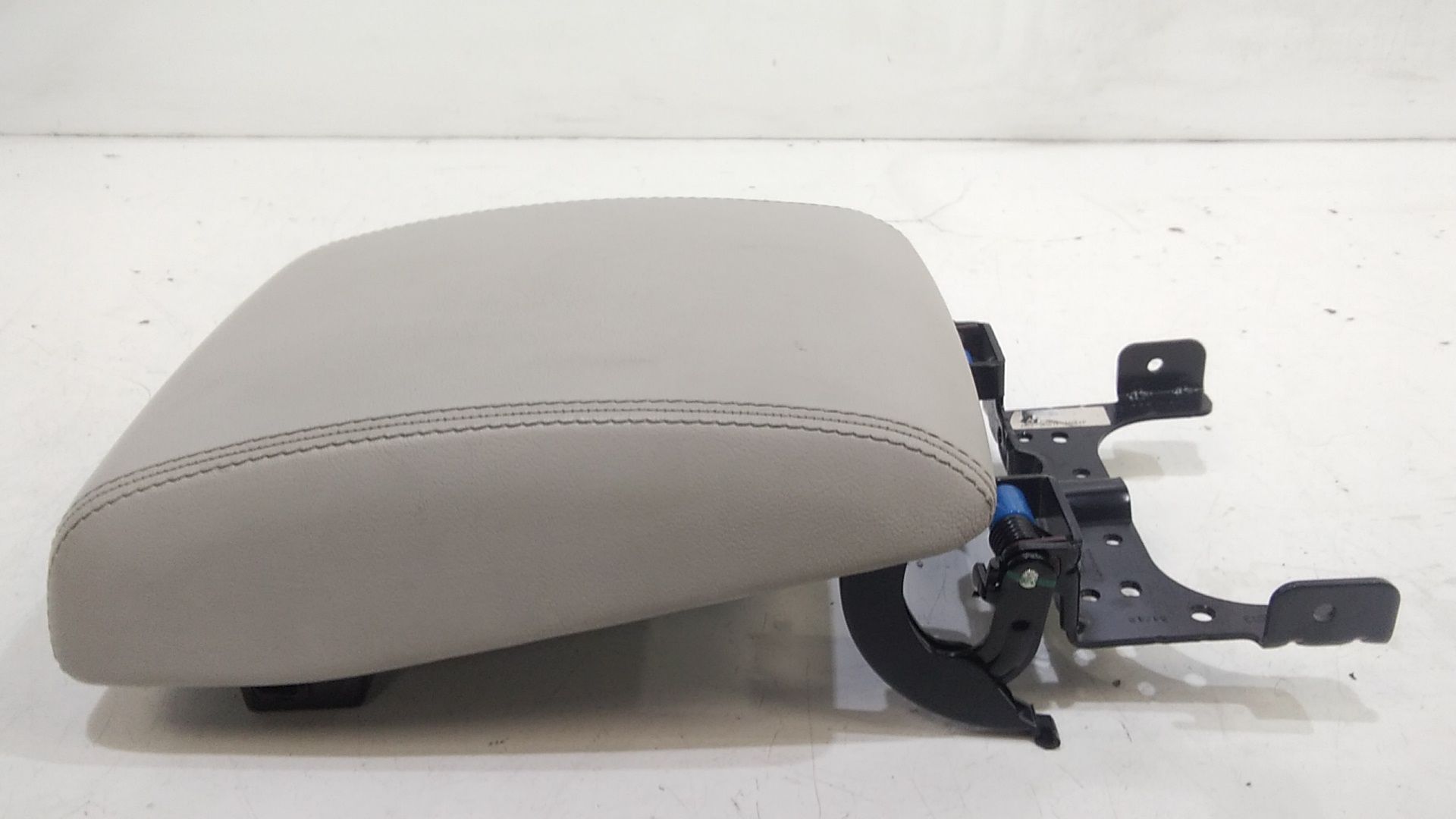 Bracciolo centrale JAGUAR E-Pace Serie  (17>)