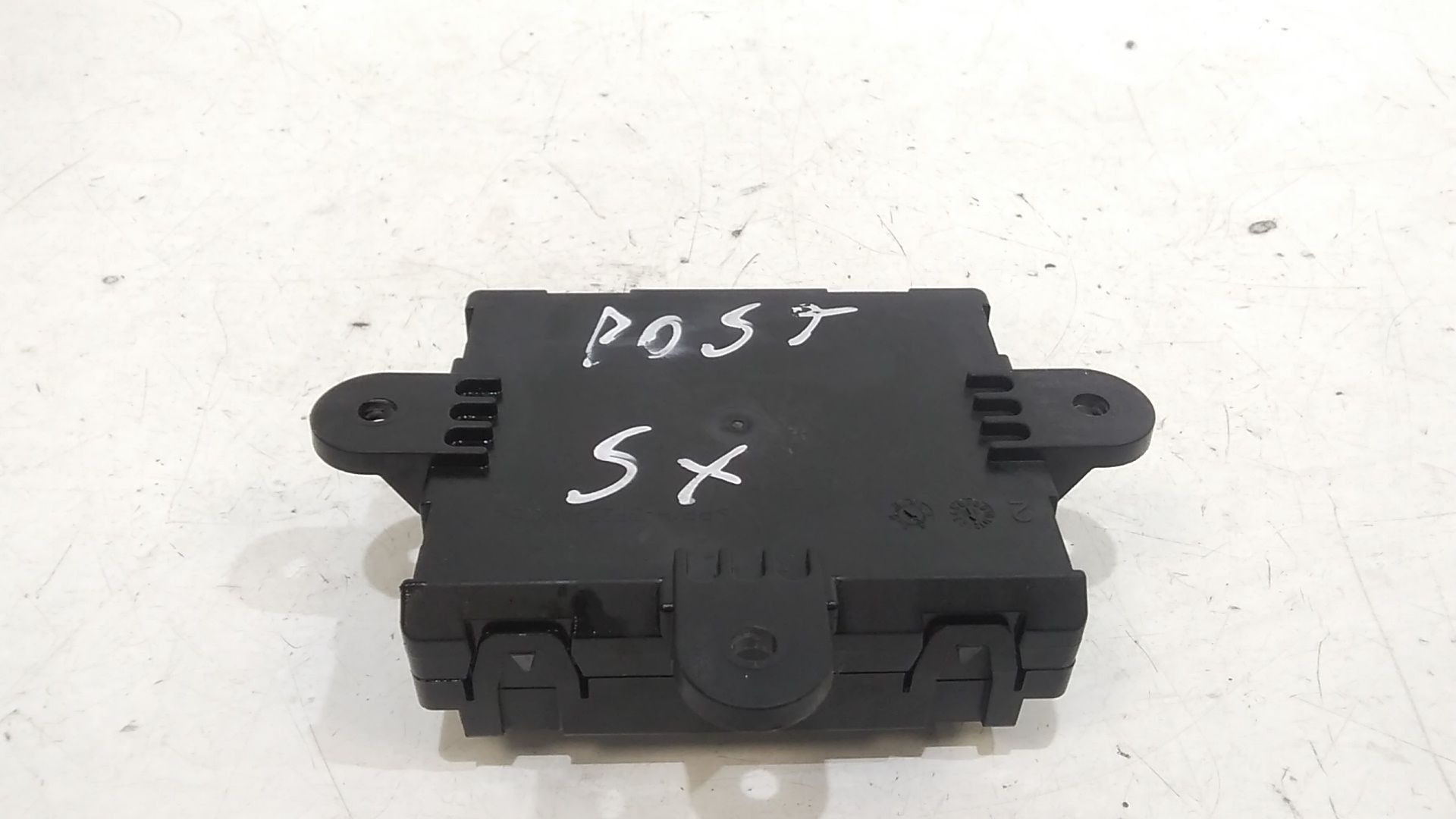 Centralina porta posteriore sx JAGUAR E-Pace Serie  (17>)