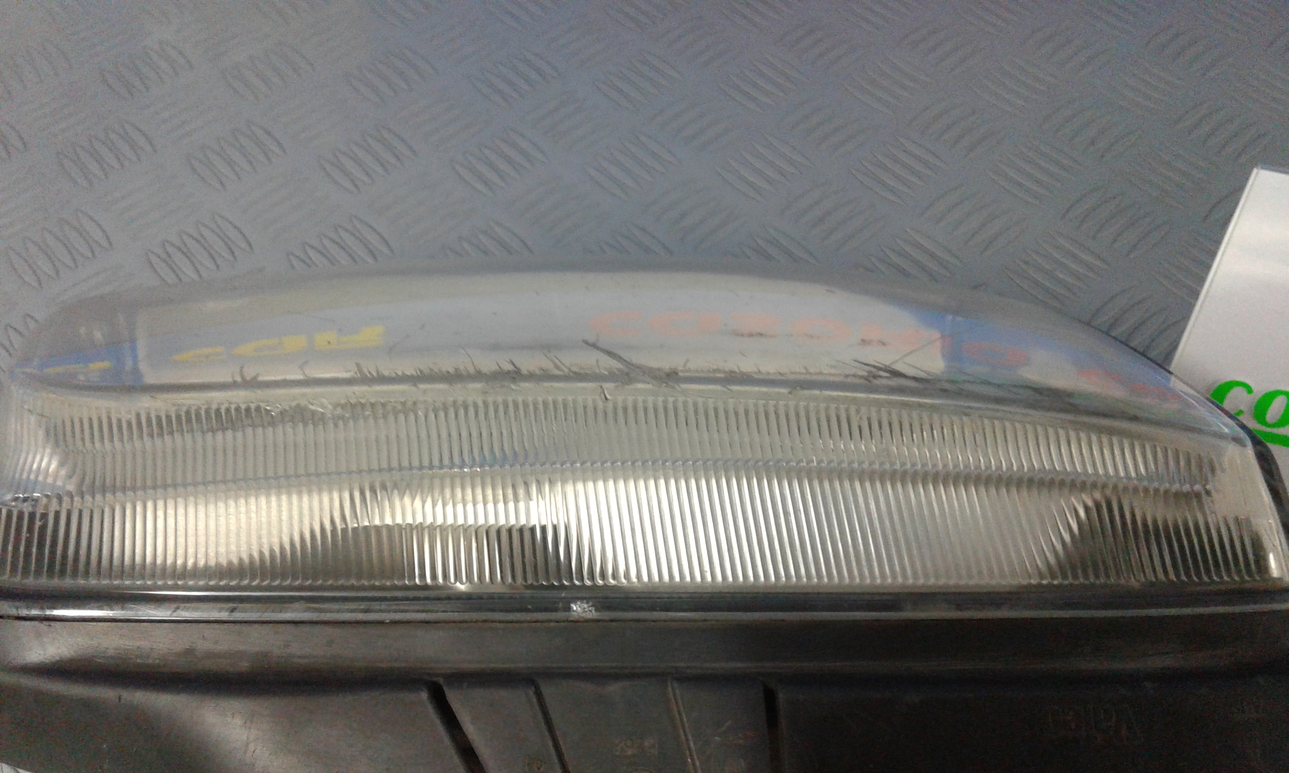 Faro anteriore Destro Passeggero VOLKSWAGEN Polo 3 Serie