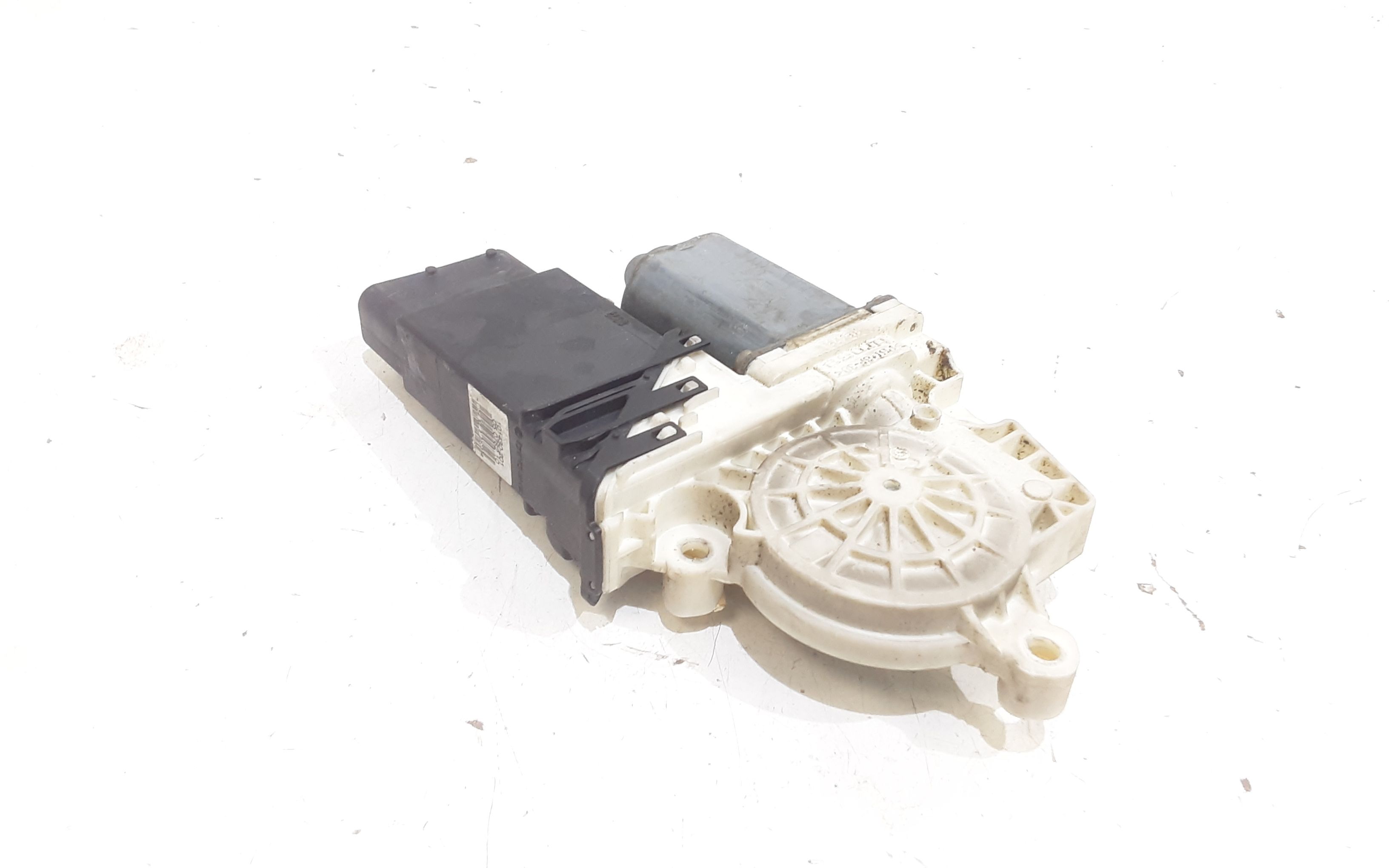 Motorino Alzavetro anteriore Sinistro VOLKSWAGEN Golf 4 Berlina (97>03)