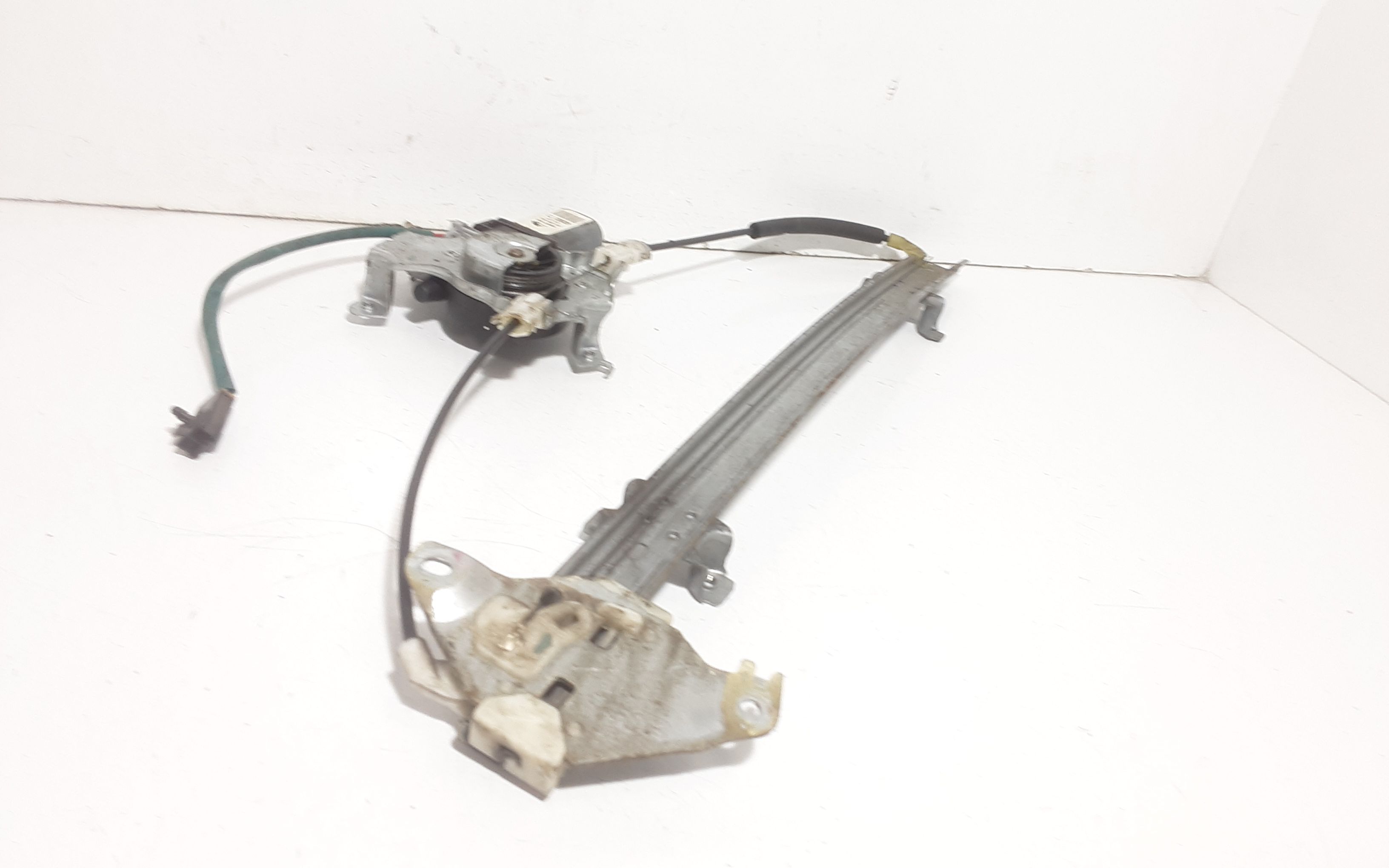 Cremagliera anteriore sinistra Guida NISSAN Almera 2 Serie