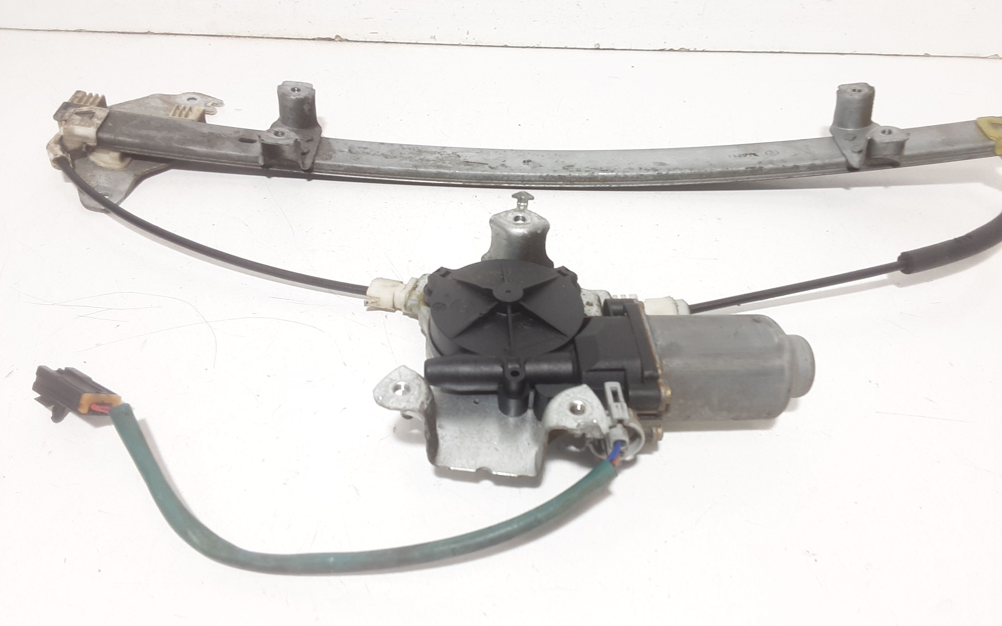 Cremagliera anteriore sinistra Guida NISSAN Almera 2 Serie