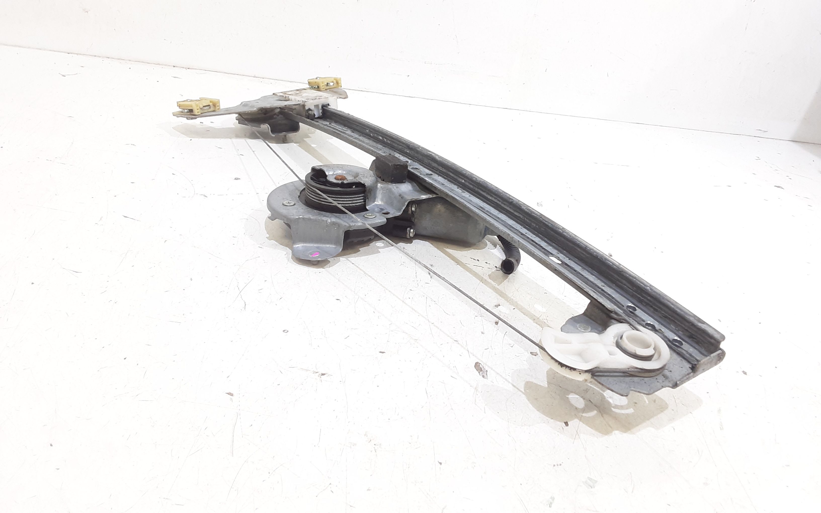 Cremagliera anteriore sinistra Guida TOYOTA Aygo 1 Serie