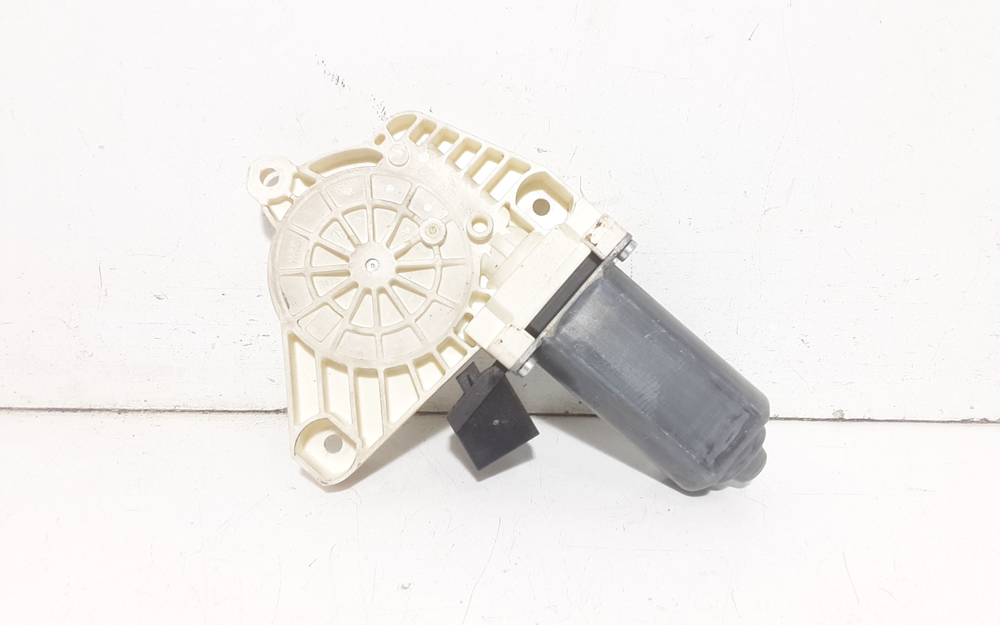 Motorino Alzavetro anteriore destra MERCEDES Classe A W169 3 Serie