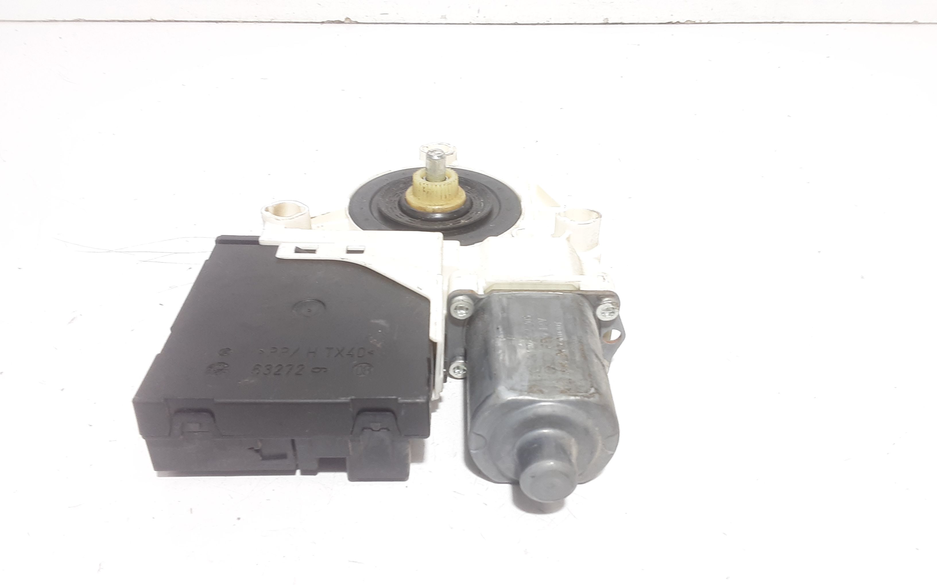 Motorino Alzavetro anteriore destra AUDI A3 Sportback Serie (8PA) (04>08)