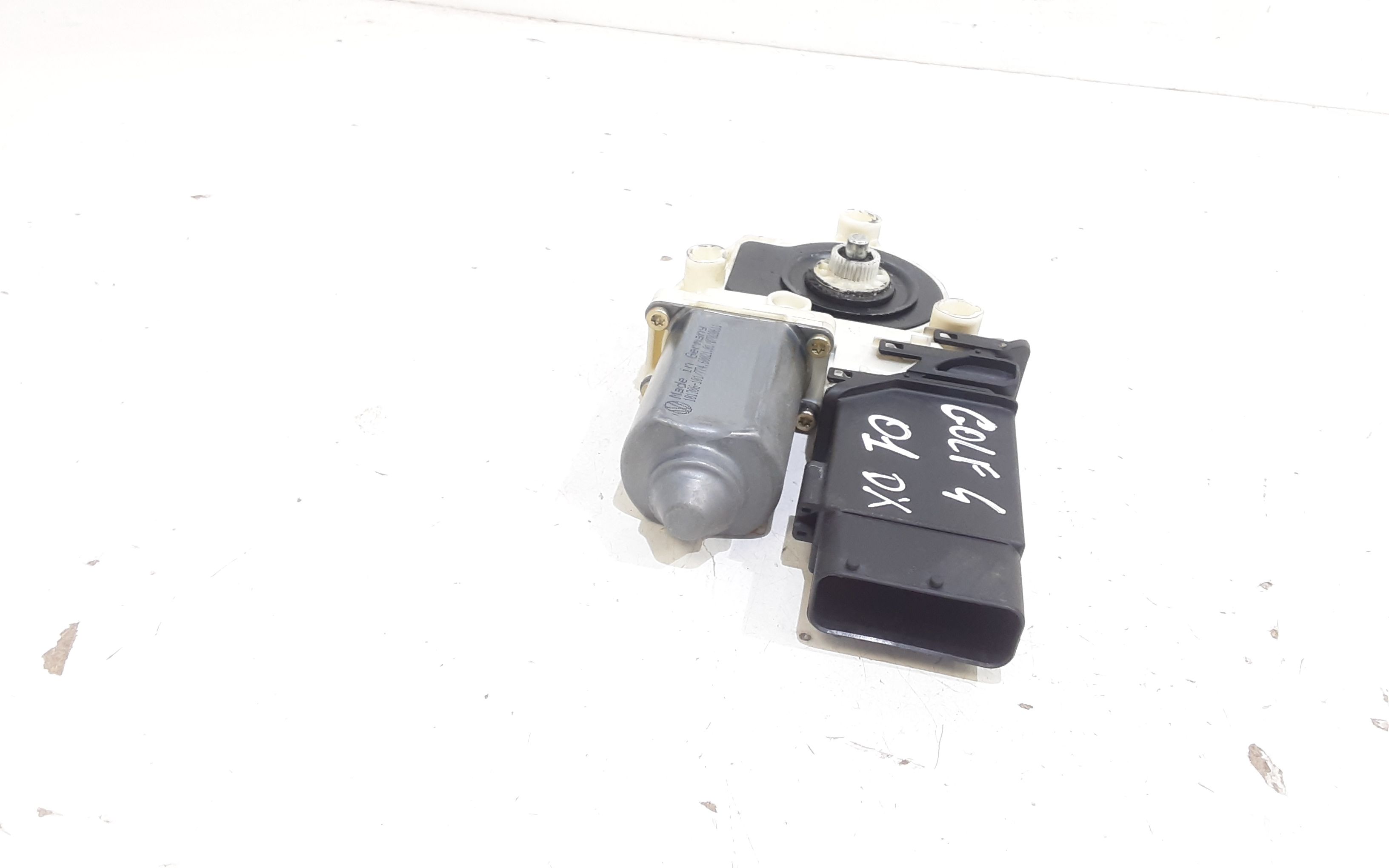 Motorino Alzavetro anteriore destra VOLKSWAGEN Golf 4 Berlina (97>03)