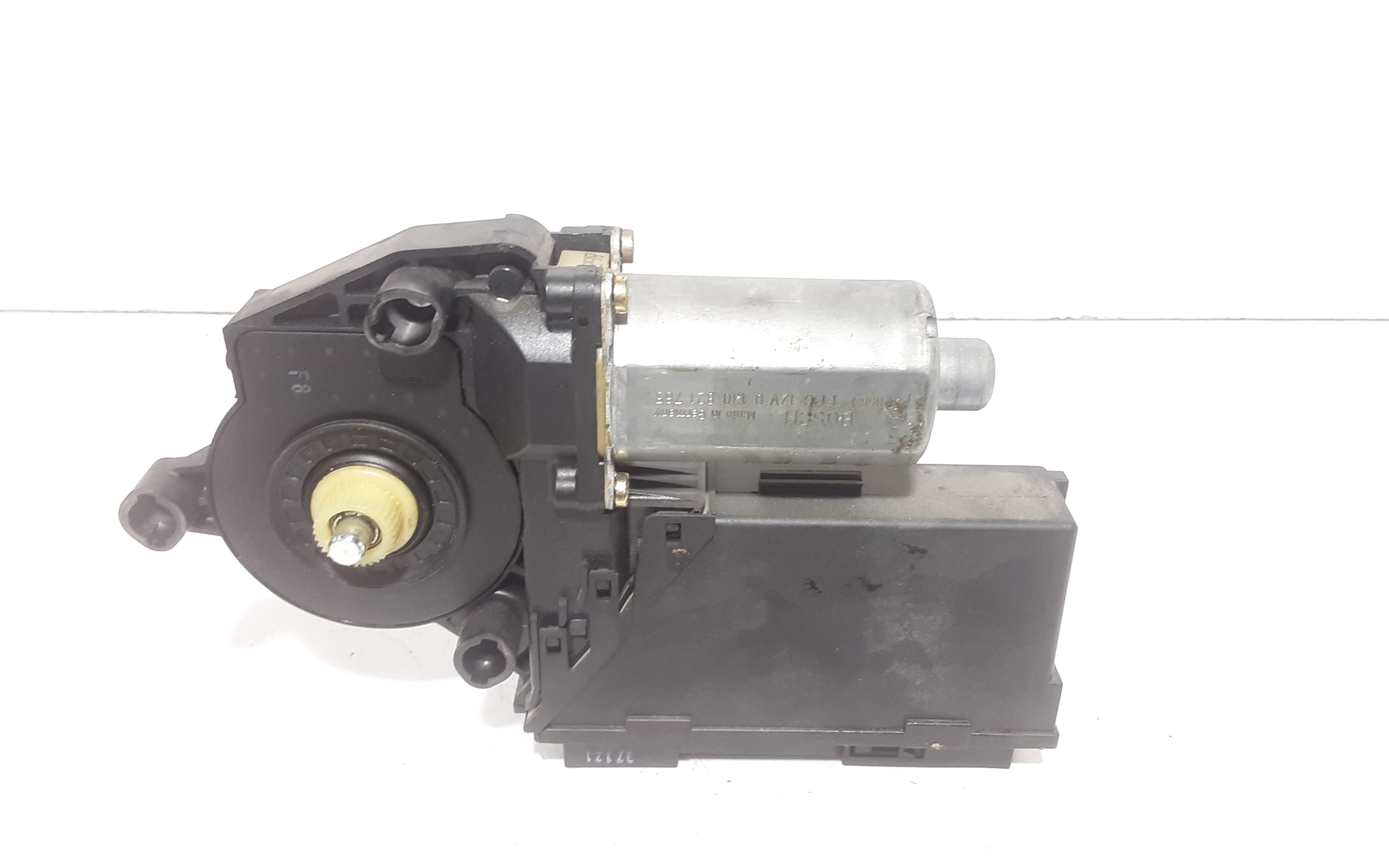 Motorino Alzavetro anteriore destra AUDI A2 Serie (8Z0) (00>05)