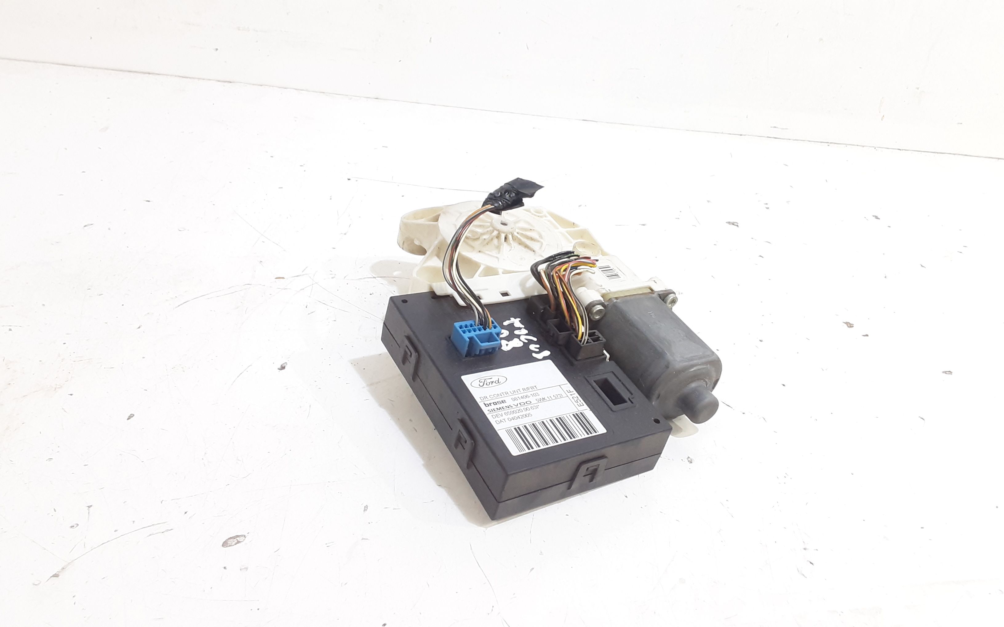 Motorino Alzavetro anteriore destra FORD Focus Berlina 3 Serie