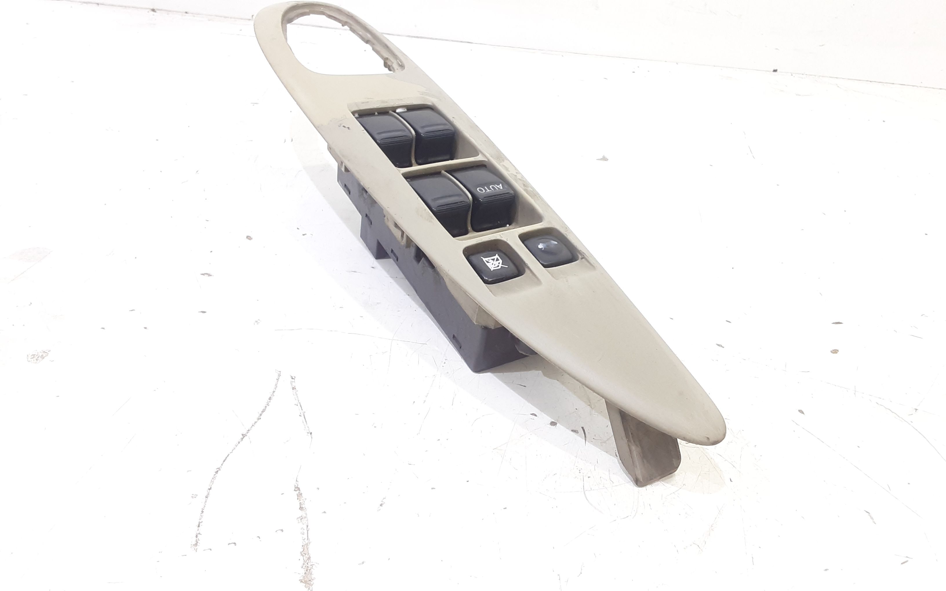 Pulsantiera anteriore sinistra Guida NISSAN Primera S. Wagon 2 Serie