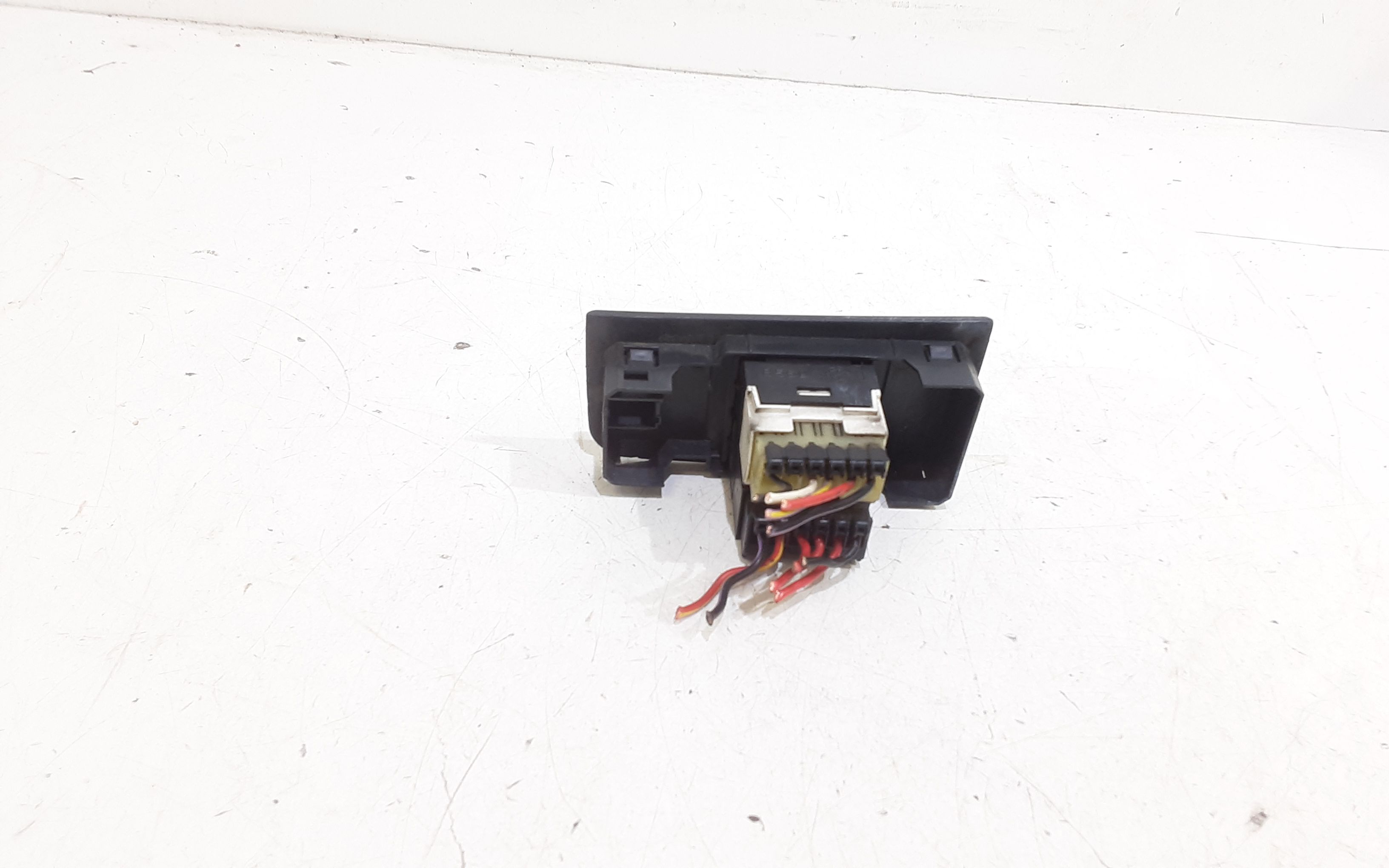 Pulsantiera anteriore sinistra Guida FIAT Punto Berlina 5P