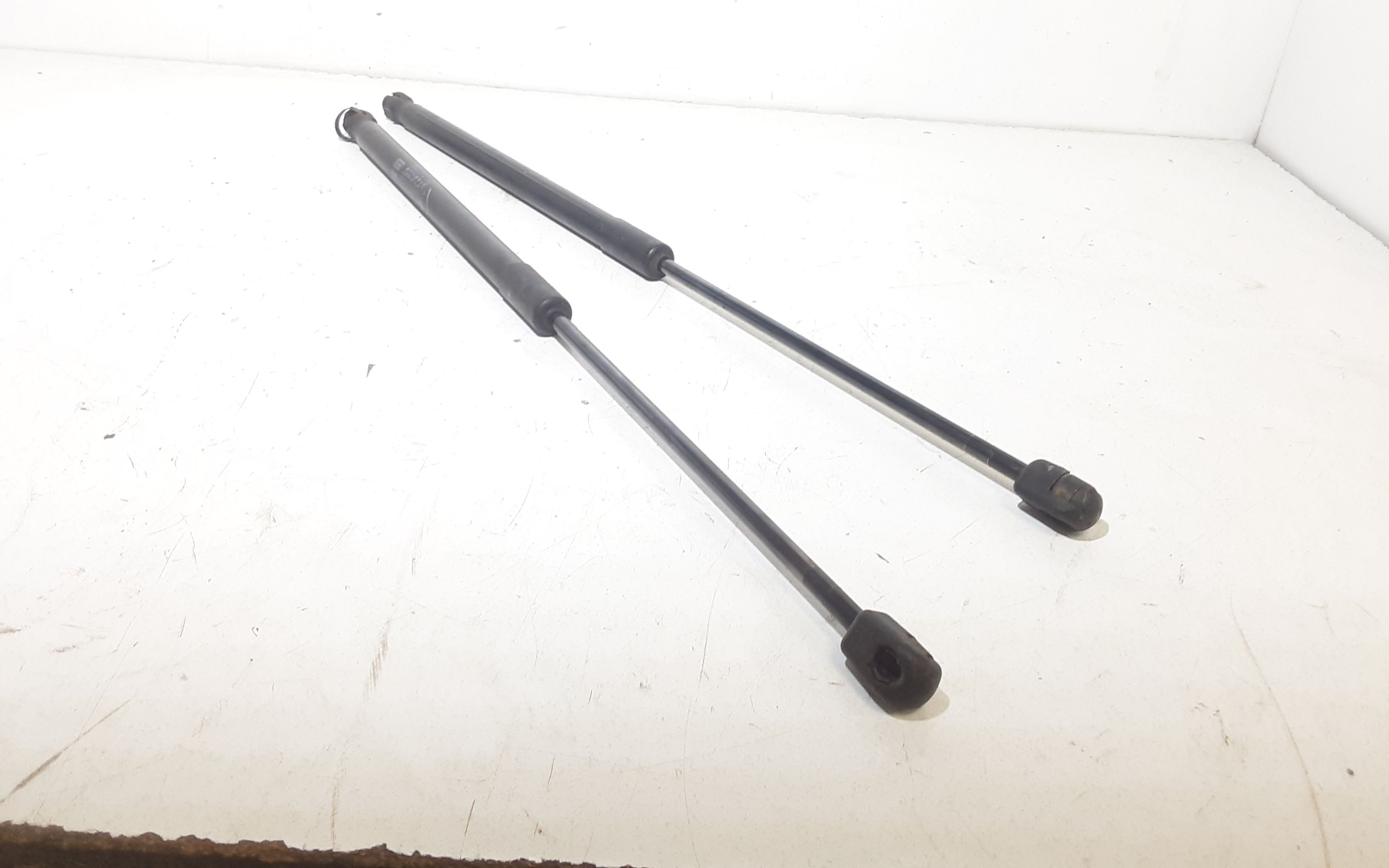 Pistoncini cofano Post. FIAT 500 L Living