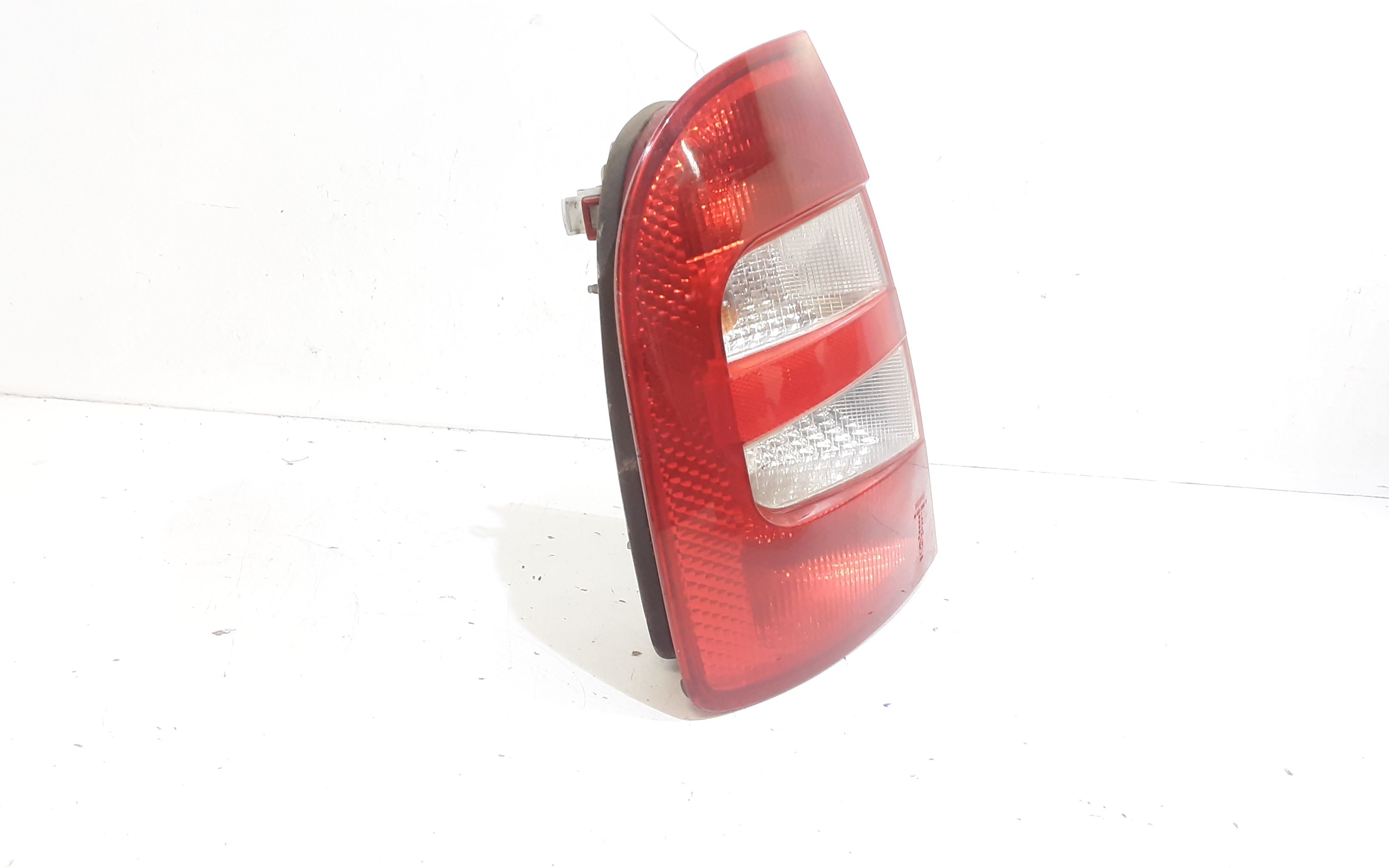 Stop fanale Posteriore sinistro lato Guida SKODA Fabia Berlina 1 Serie