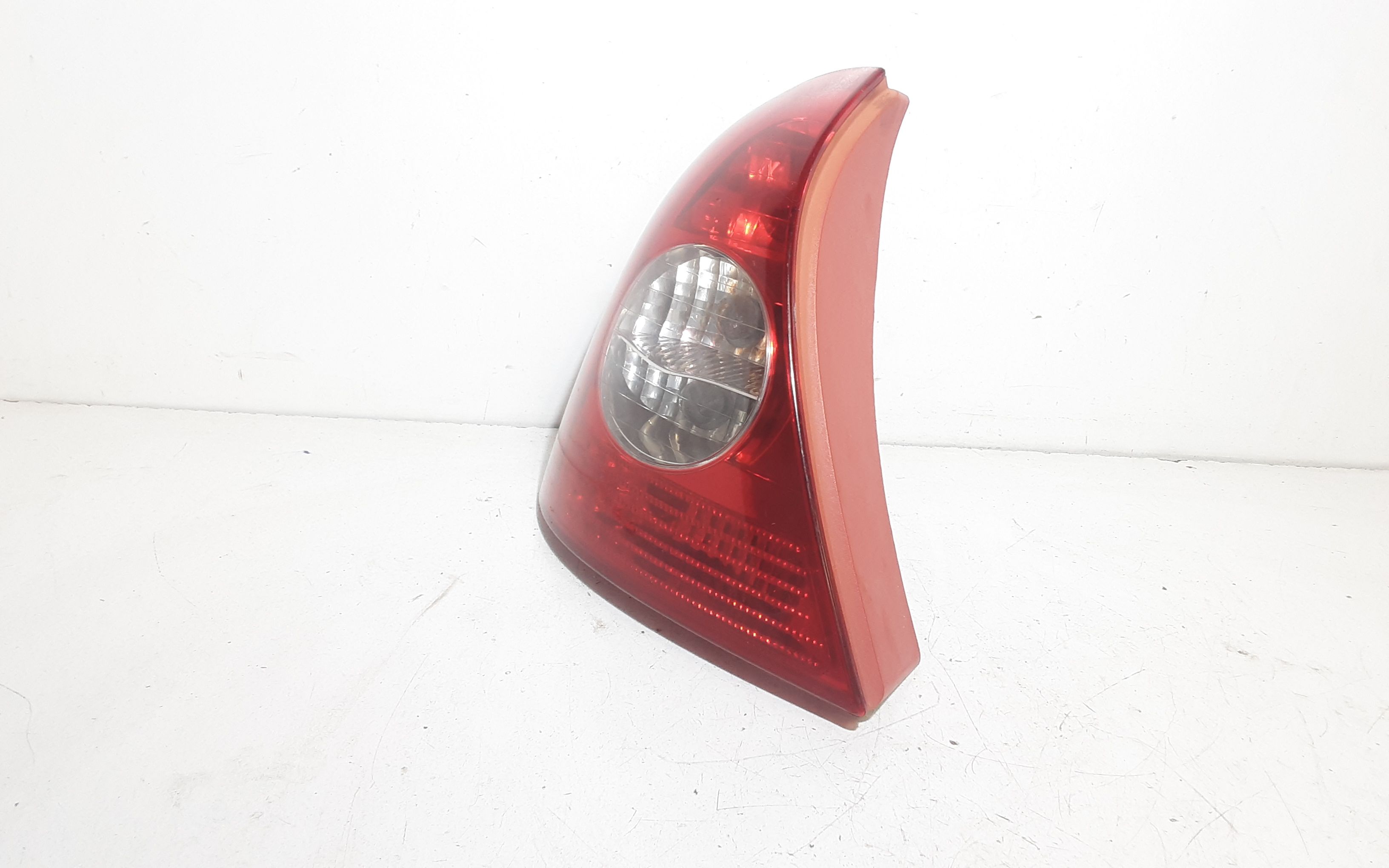 Stop fanale Posteriore sinistro lato Guida RENAULT Clio Serie (01>05)