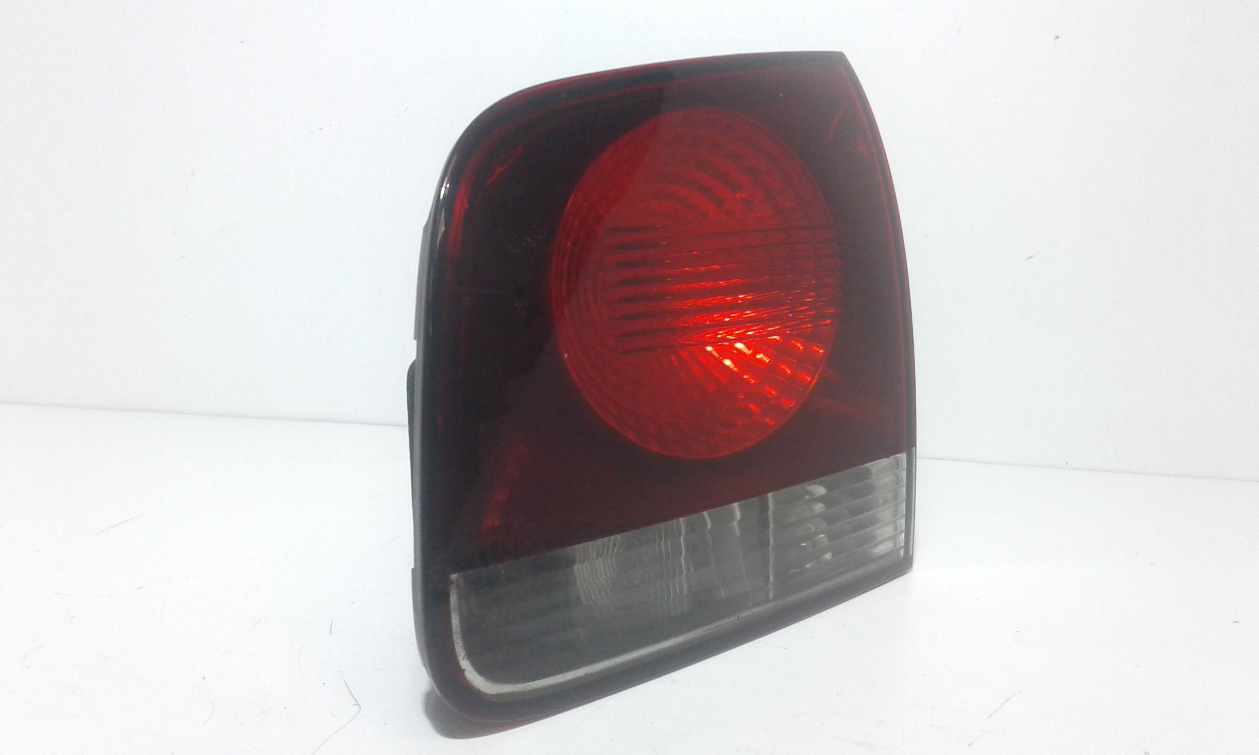 Stop Posteriore Destro Integrato nel Portello VOLKSWAGEN Touareg 1 Serie