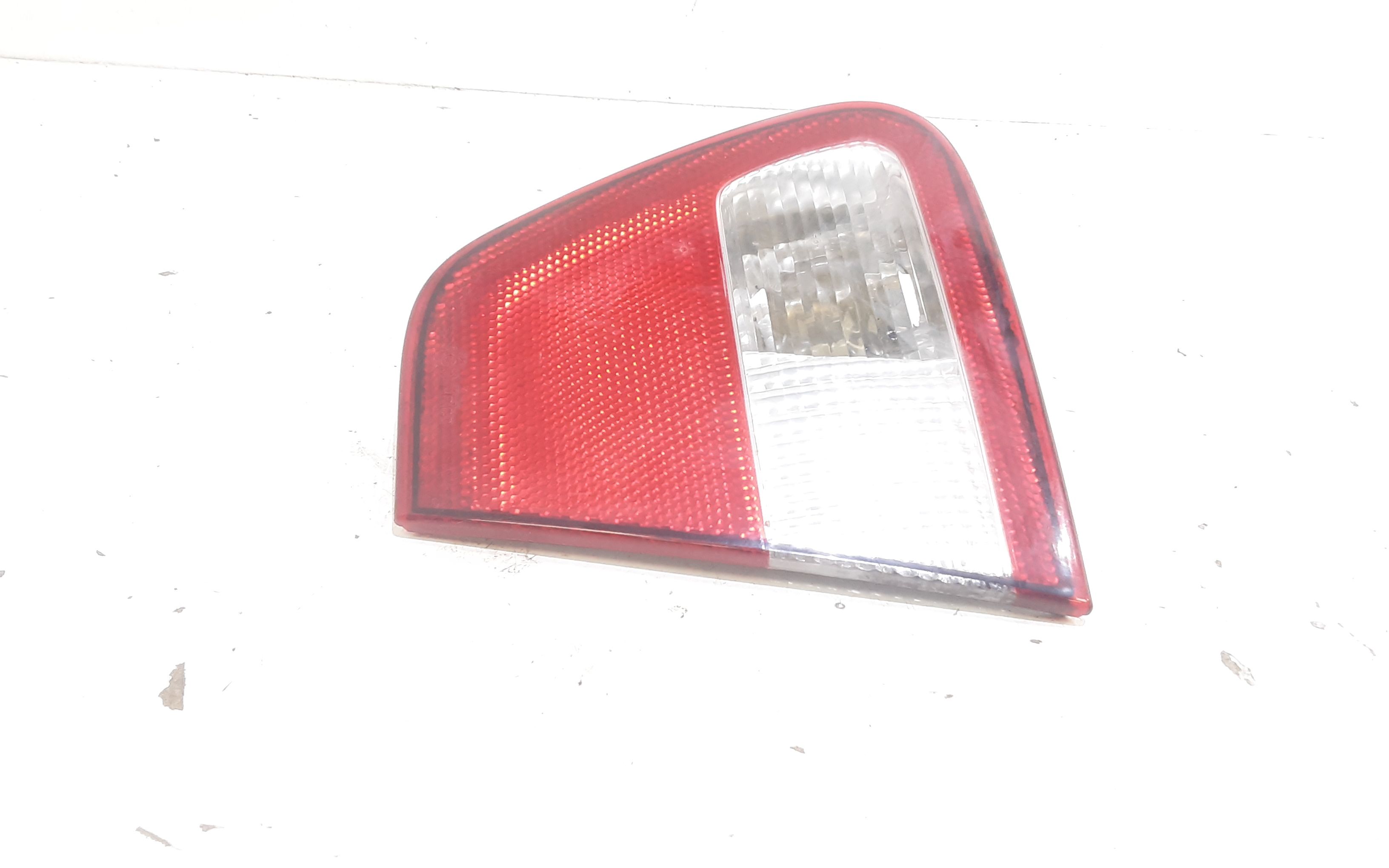 Stop Posteriore Destro Integrato nel Portello SEAT Cordoba Berlina 3 Serie