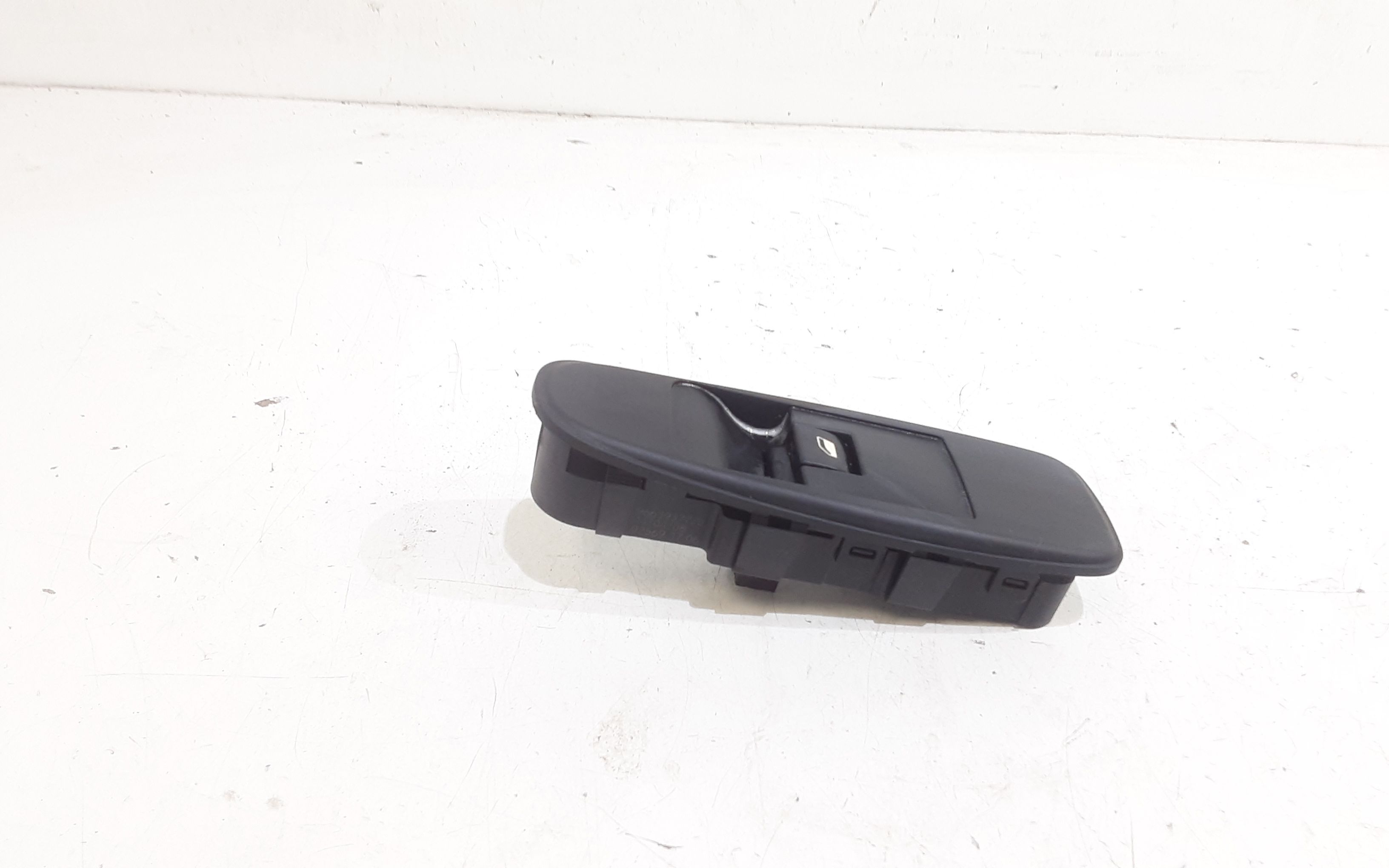 Pulsantiera Anteriore Destra Passeggero CITROEN C4 Grand Picasso (06>13)