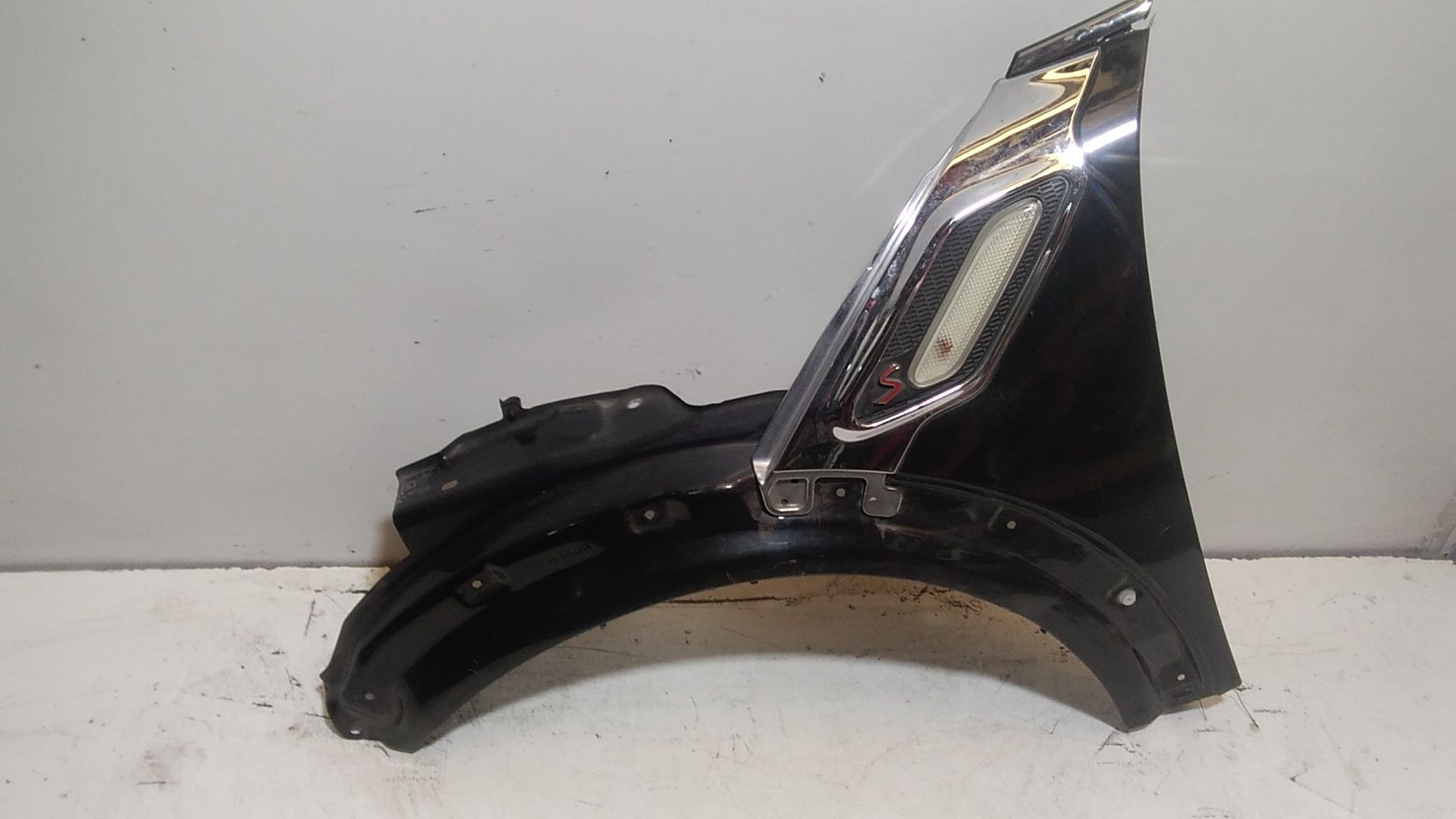 Parafango Anteriore Sinistro MINI Countryman S (10>)