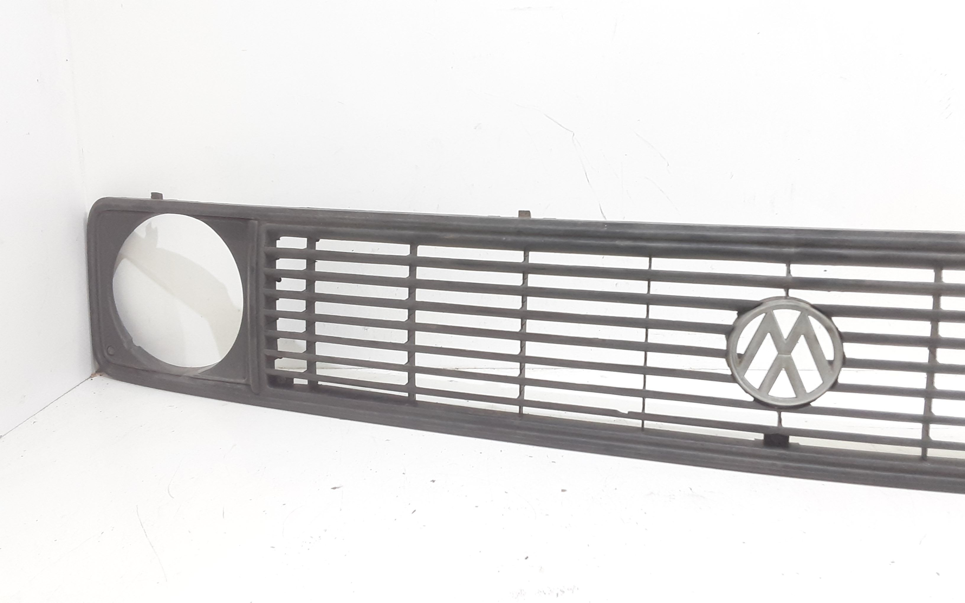 Mascherina anteriore VOLKSWAGEN Transporter Serie T2 (79>92)