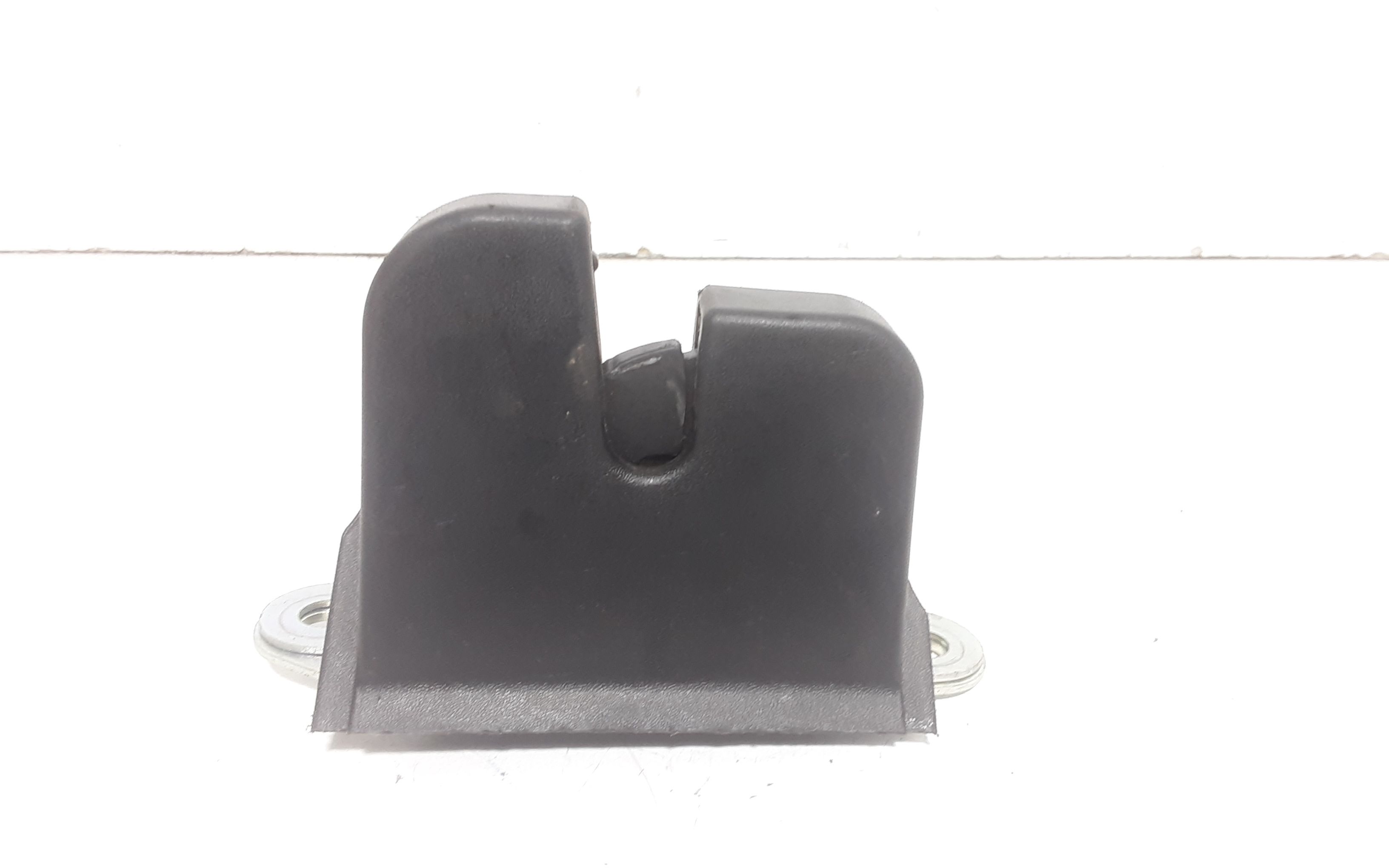 Serratura Cofano Posteriore VOLKSWAGEN Golf Serie VIII (19>)