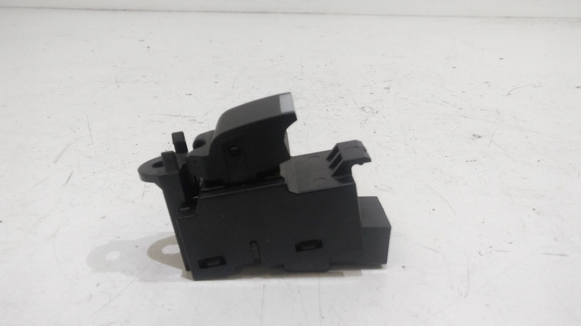 Pulsantiera Posteriore Sinistra JAGUAR E-Pace Serie  (17>)