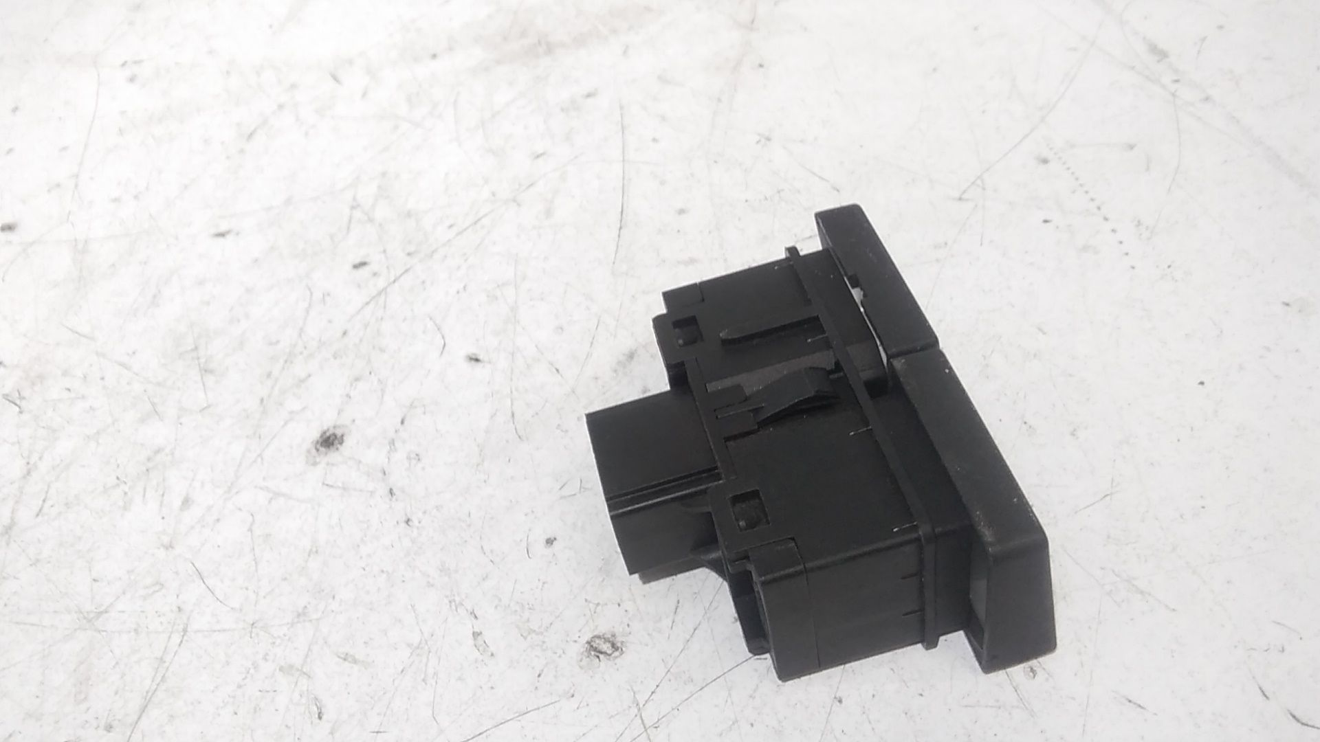 Pulsante Tergilunotto posteriore FORD Fiesta 5 Serie