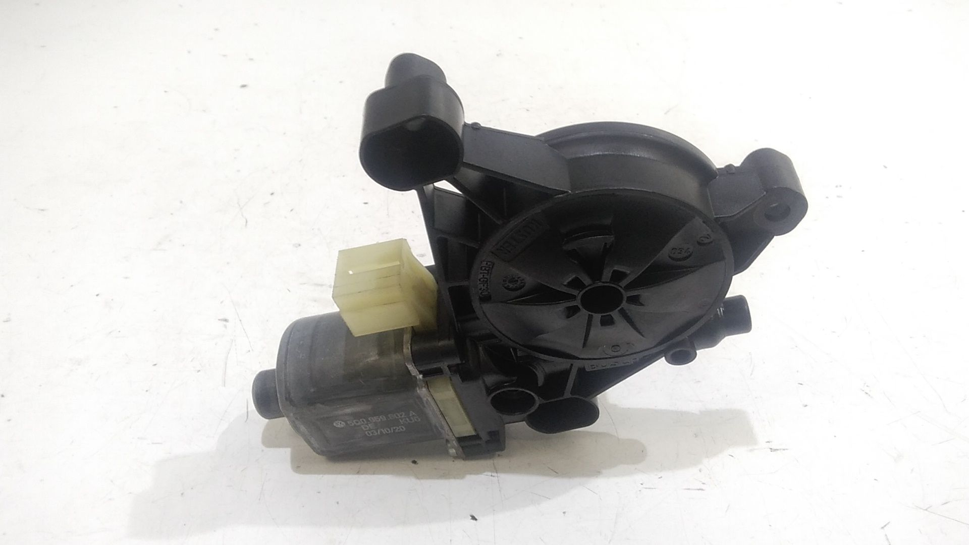 Motorino Alzavetro anteriore Sinistro VOLKSWAGEN Golf Serie VIII (19>)