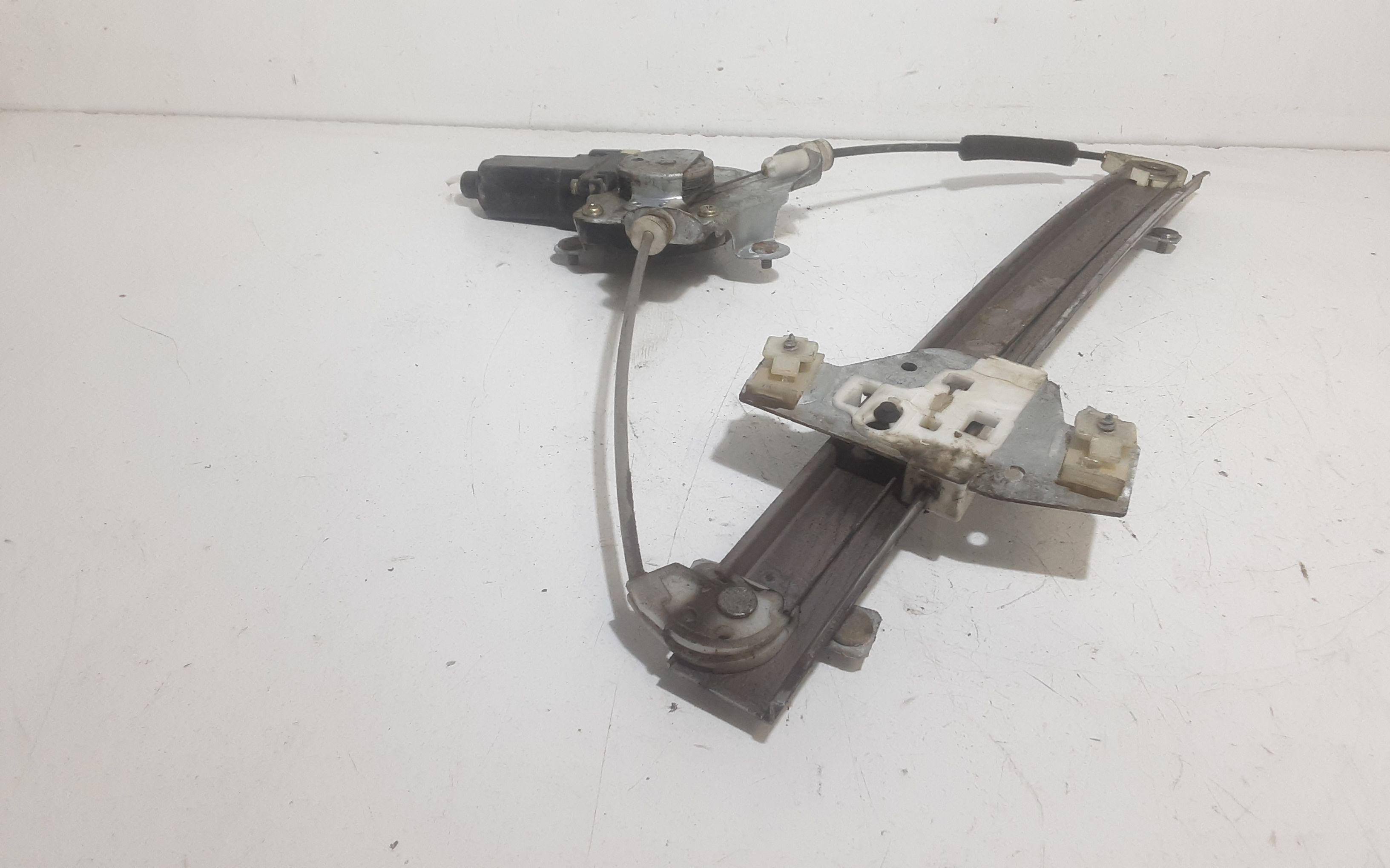 Cremagliera anteriore sinistra Guida HYUNDAI Getz 1 Serie