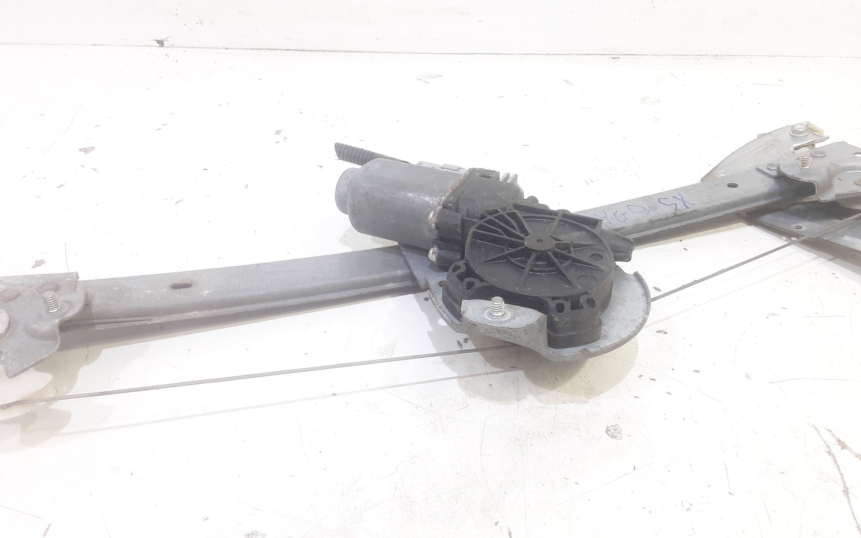 Cremagliera anteriore sinistra Guida TOYOTA Aygo 1 Serie